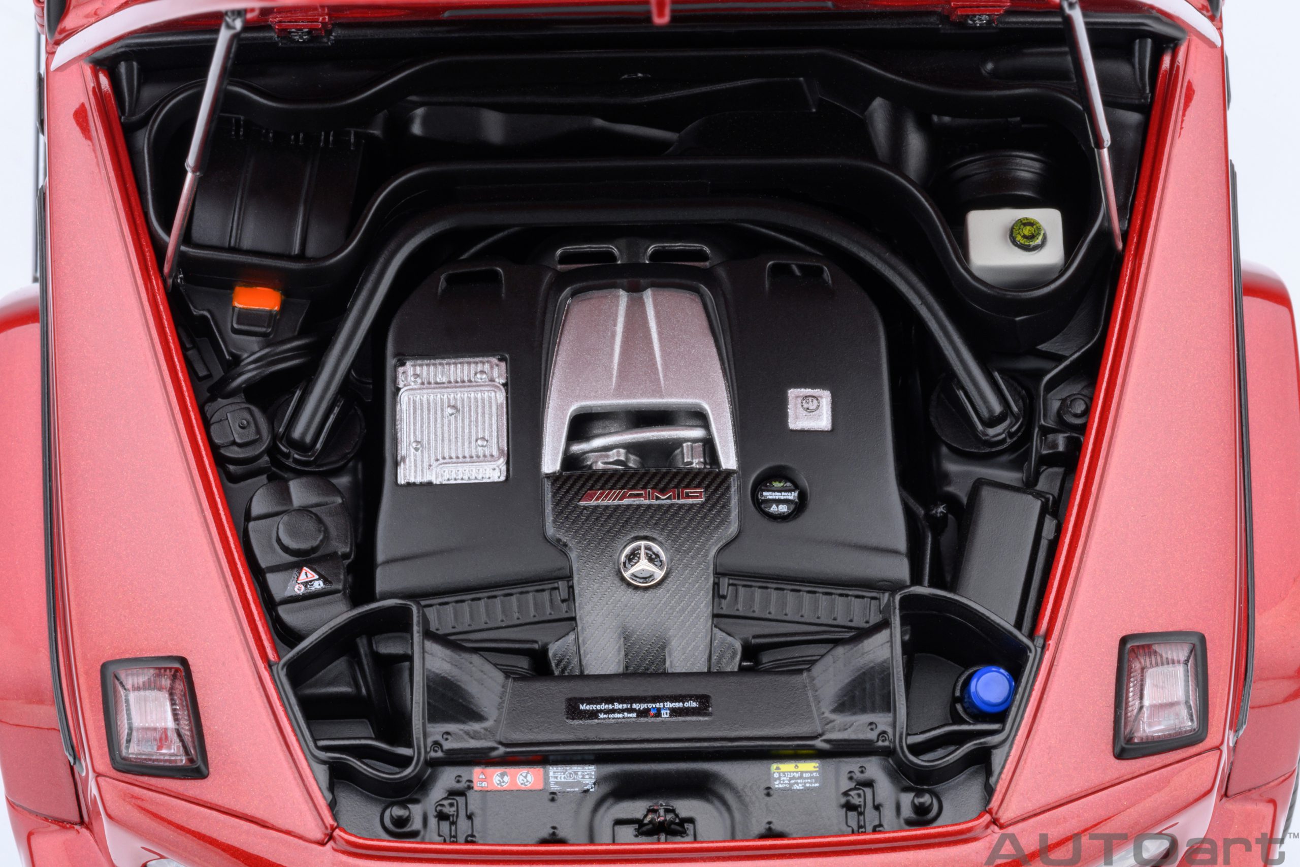 AUTOart Mercedes-AMG G63 2019 1:18 - Designo Cardinal Red Metallic - Image 12