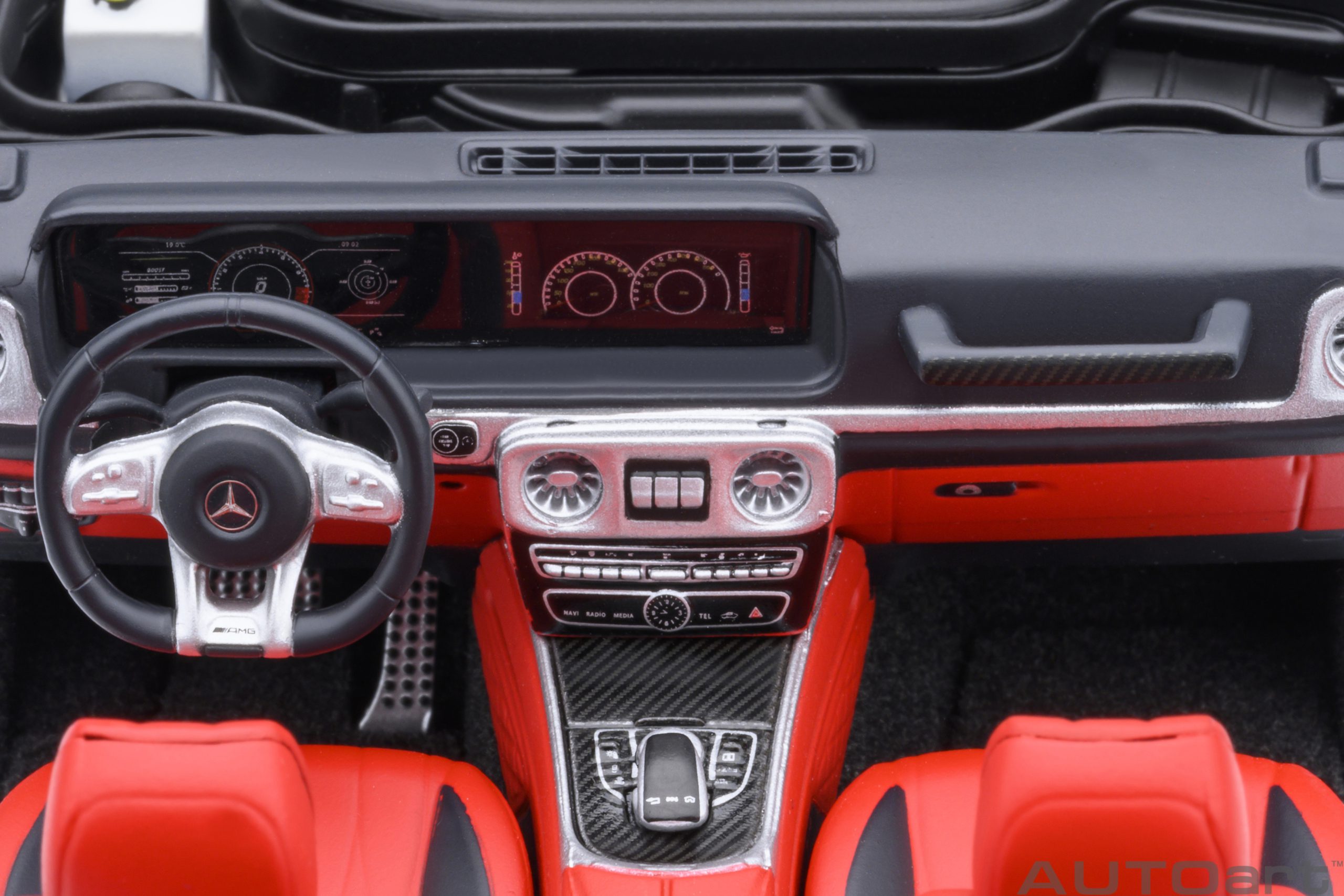 AUTOart Mercedes-AMG G63 2019 1:18 - Black - Image 14