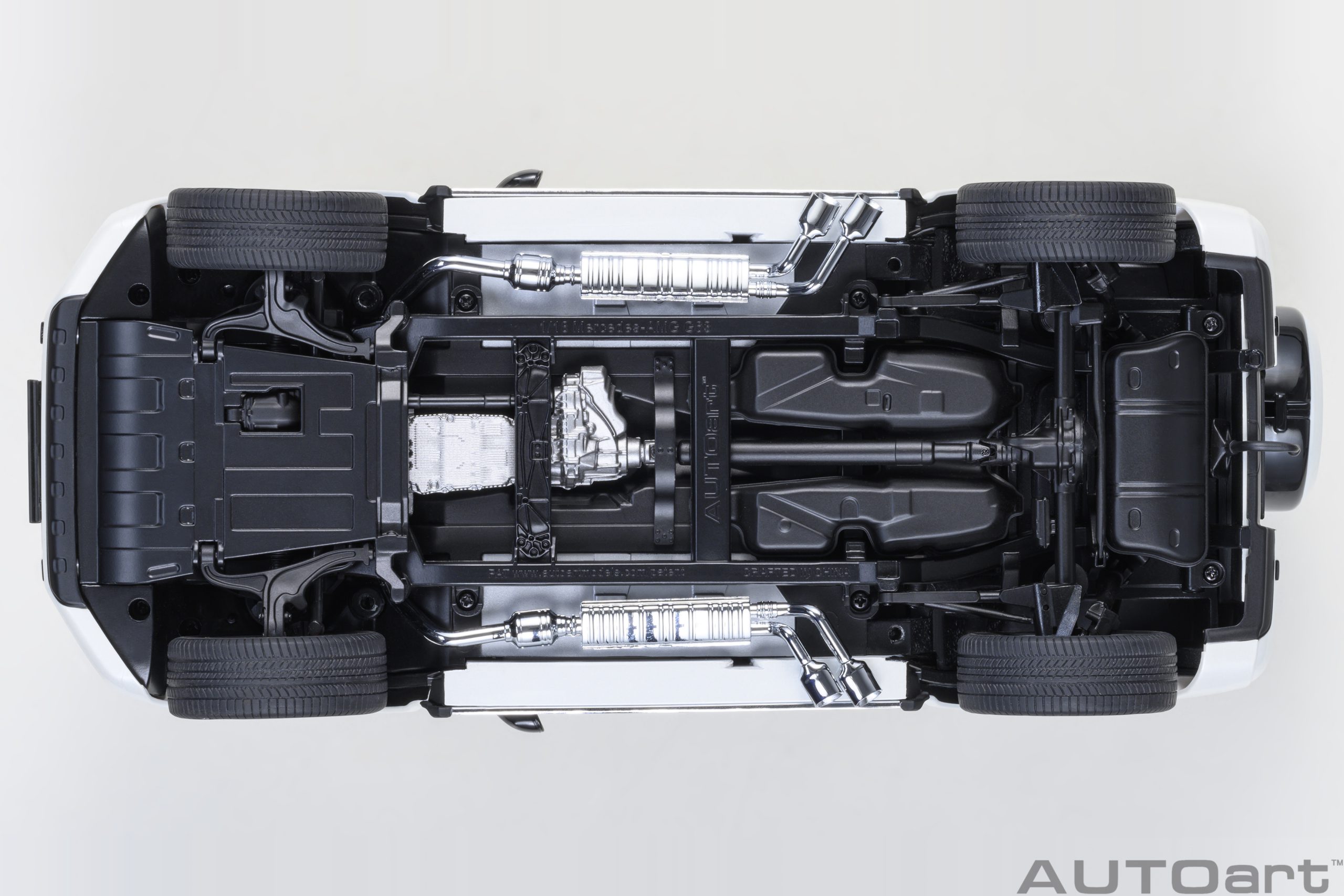 AUTOart Mercedes-AMG G63 2019 1:18 - Designo Brilliant White Metallic - Image 8
