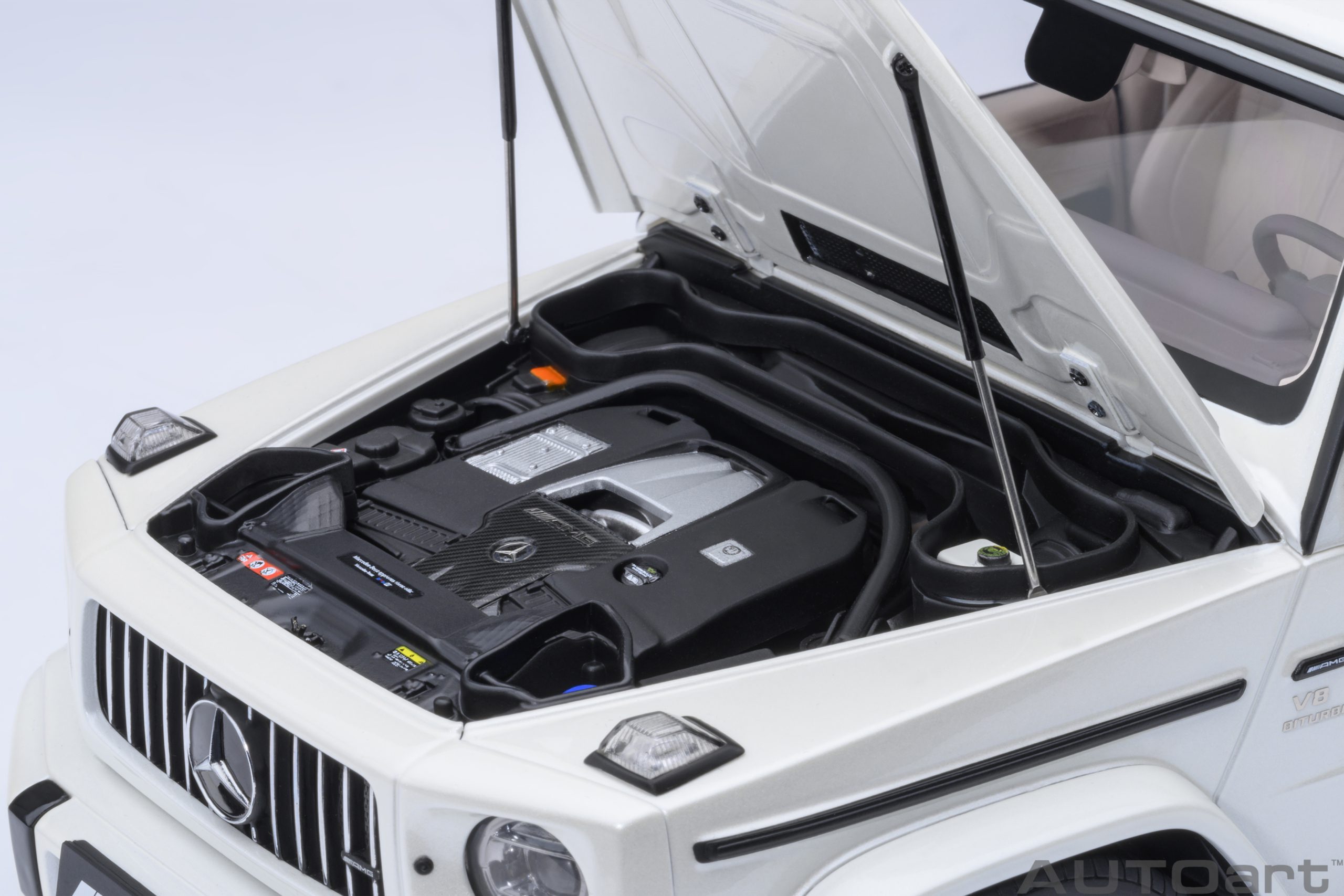 AUTOart Mercedes-AMG G63 2019 1:18 - Designo Brilliant White Metallic - Image 11
