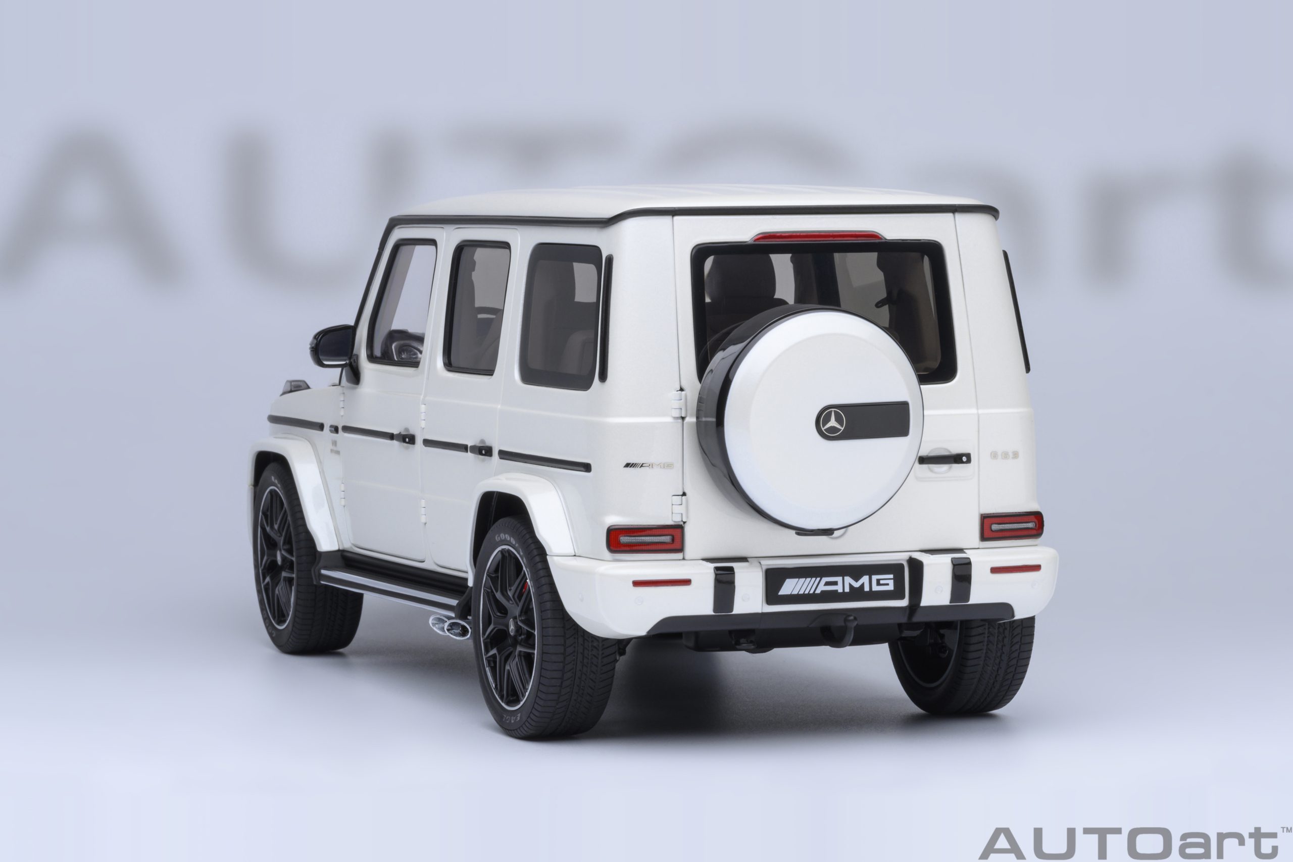 AUTOart Mercedes-AMG G63 2019 1:18 - Designo Brilliant White Metallic - Image 20
