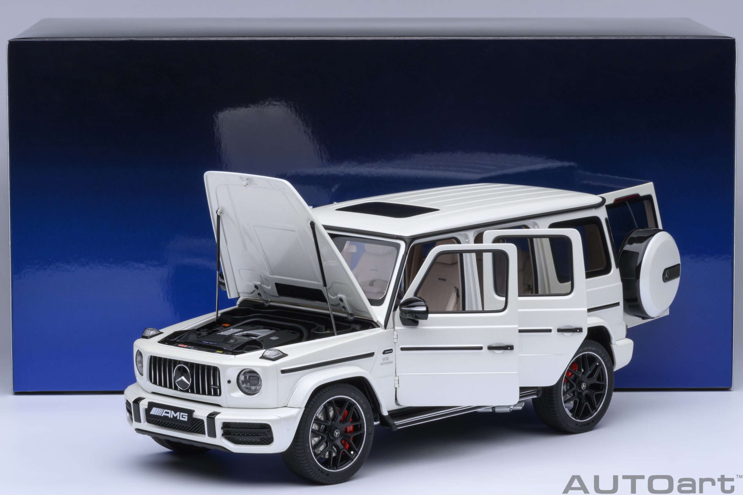 AUTOart Mercedes-AMG G63 2019 1:18 - Designo Brilliant White Metallic - Image 21