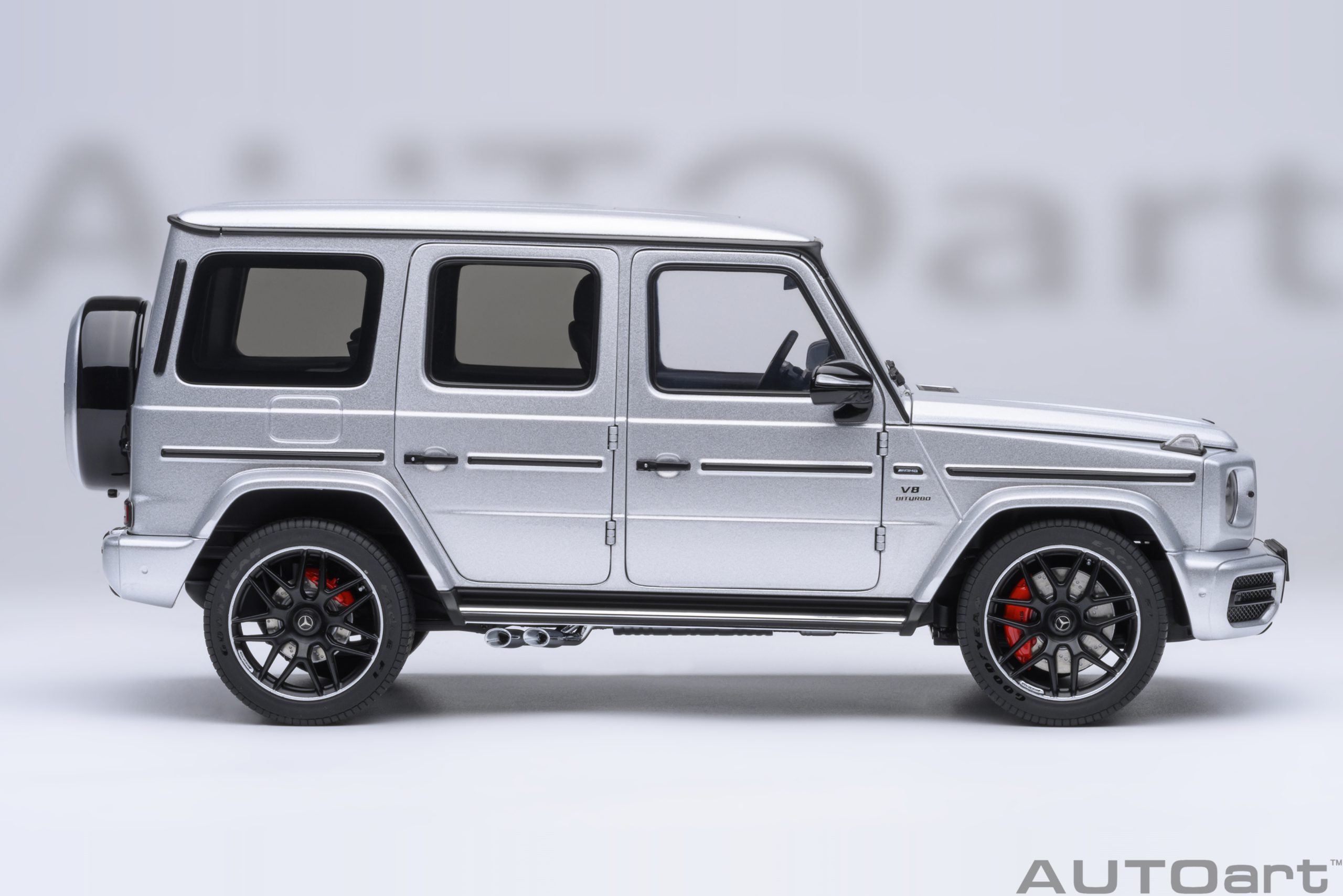 AUTOart Mercedes-AMG G63 2019 1:18 - Iridium Silver Metallic - Image 4