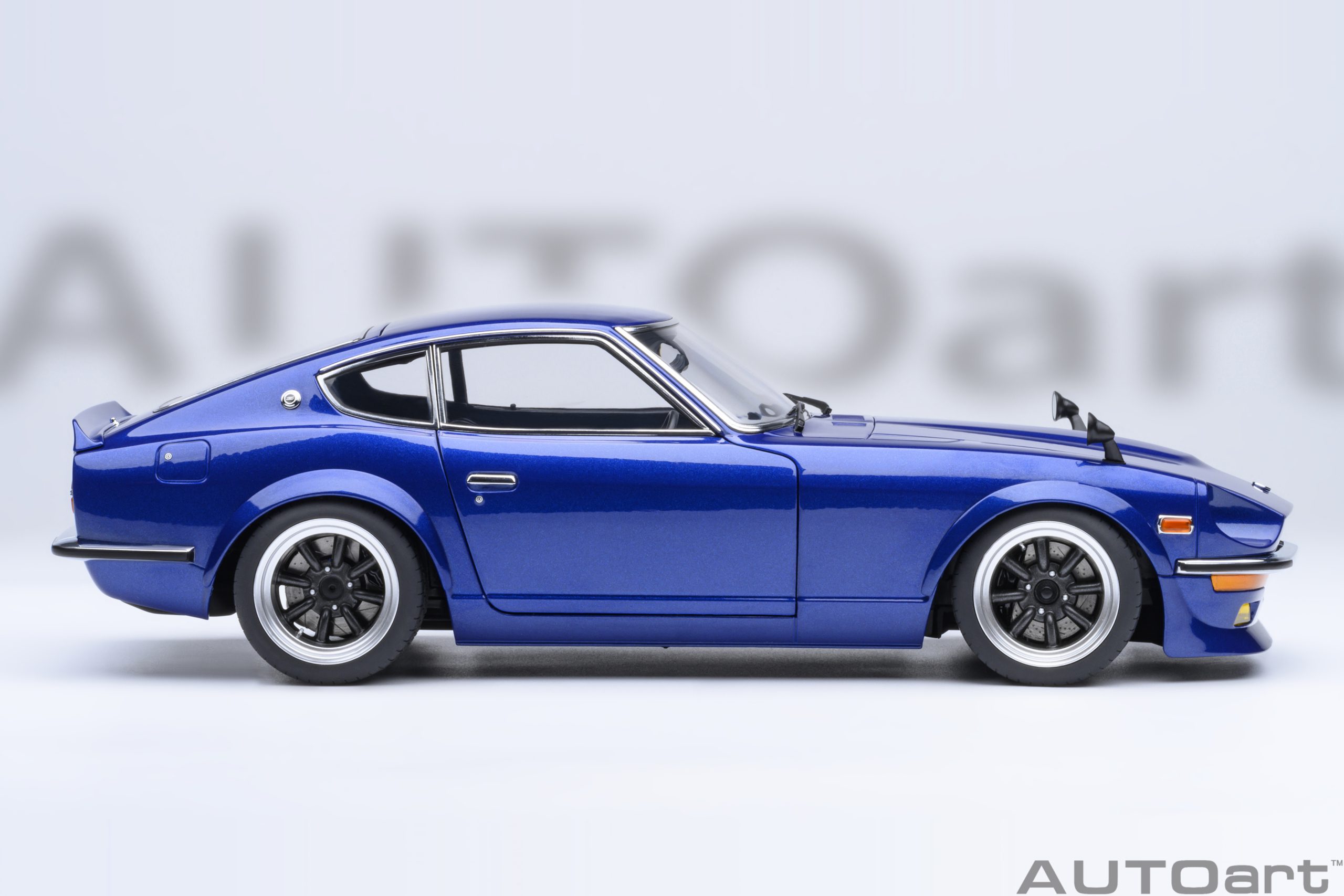 AUTOart Nissan Fairlady Z Wangan Midnight "Akuma no Z" 1:18 - Image 4
