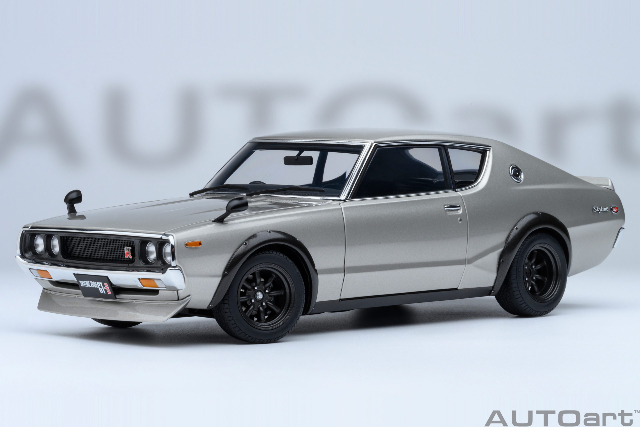 AUTOart Nissan Skyline 2000 GT-R 1973 (KPGC110) Tuned Version 1:18 - Silver