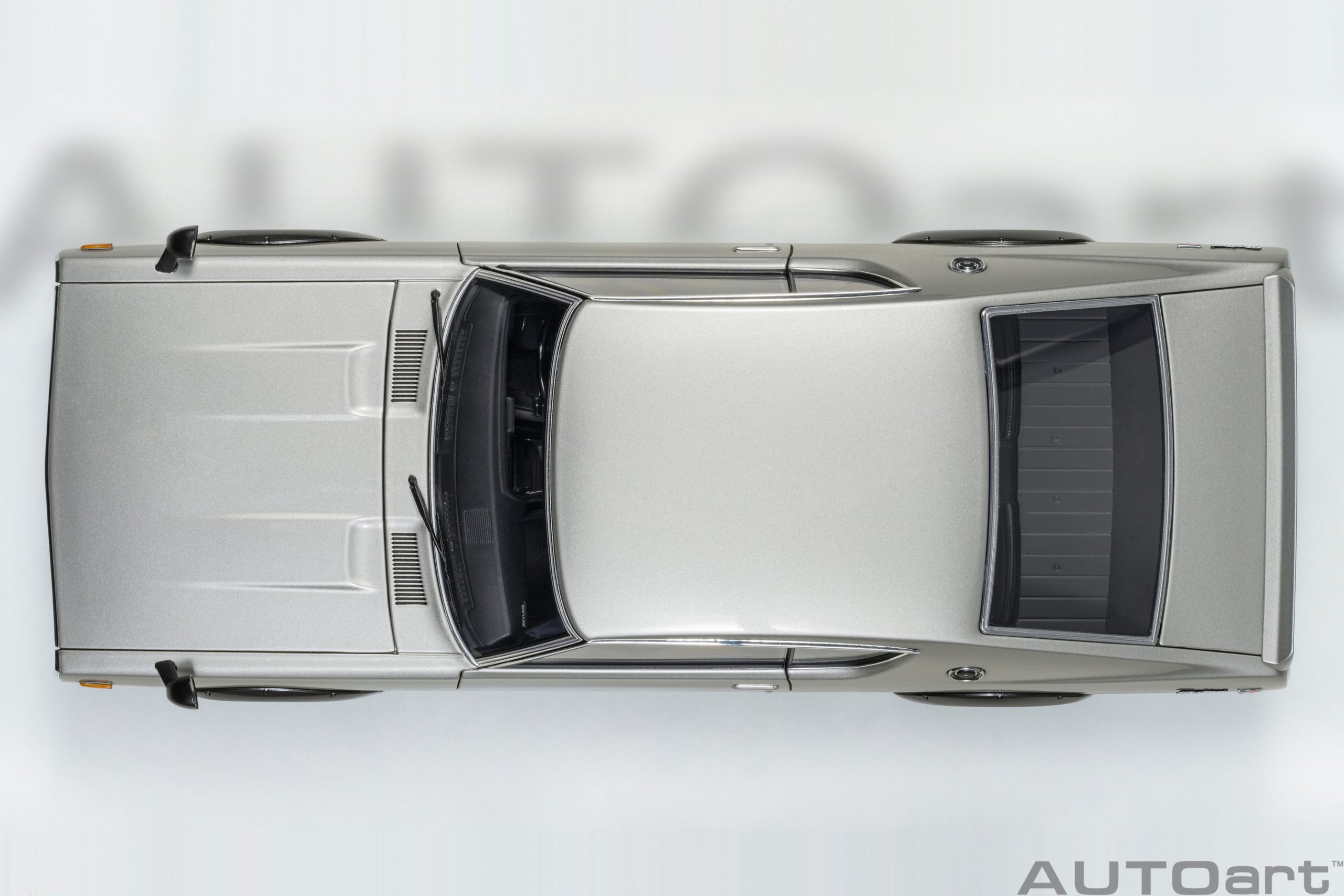 AUTOart Nissan Skyline 2000 GT-R 1973 (KPGC110) Tuned Version 1:18 - Silver - Imagen 7