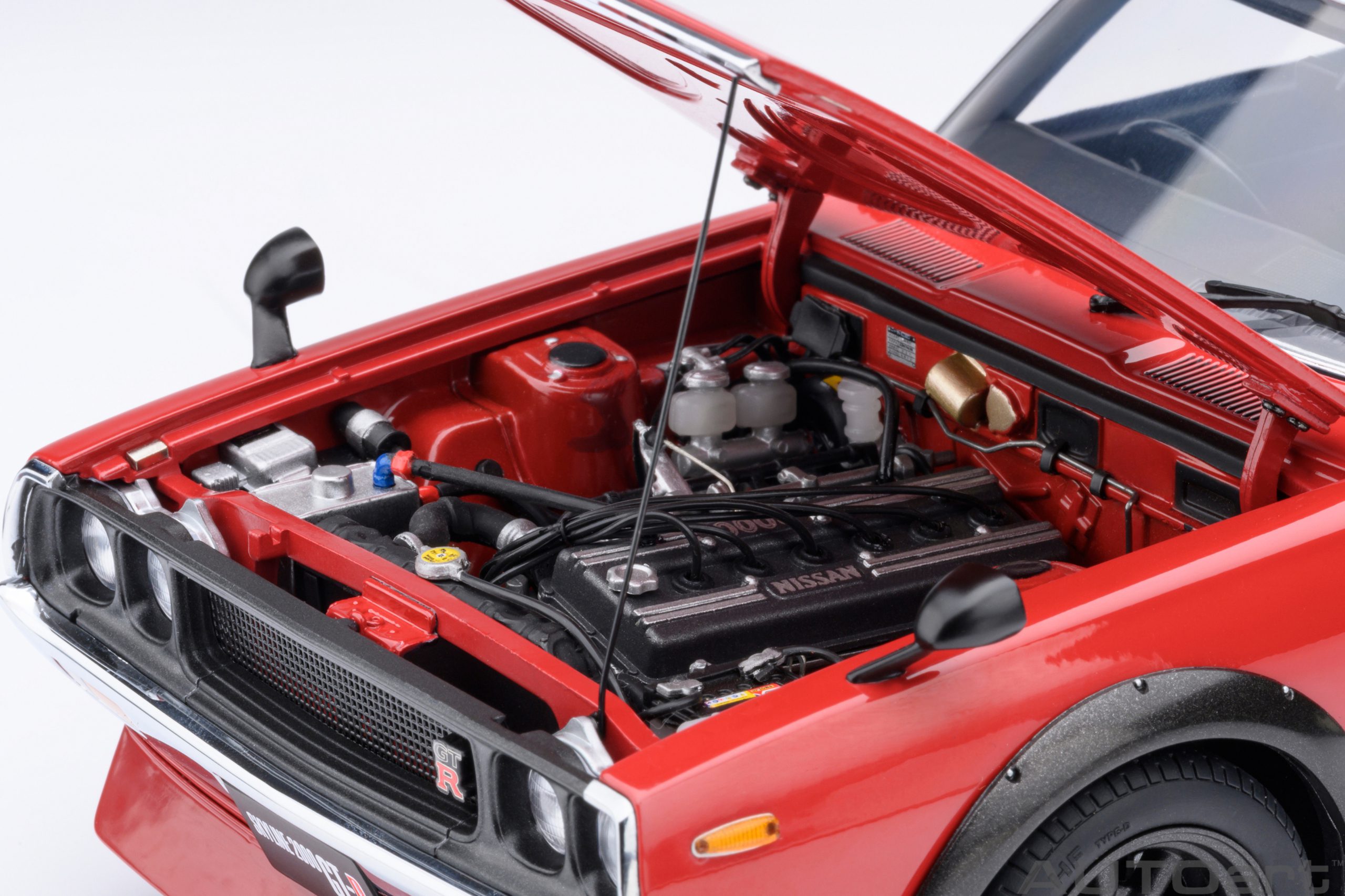 AUTOart Nissan Skyline 2000 GT-R 1973 (KPGC110) Tuned Version 1:18 - Red - Imagen 11