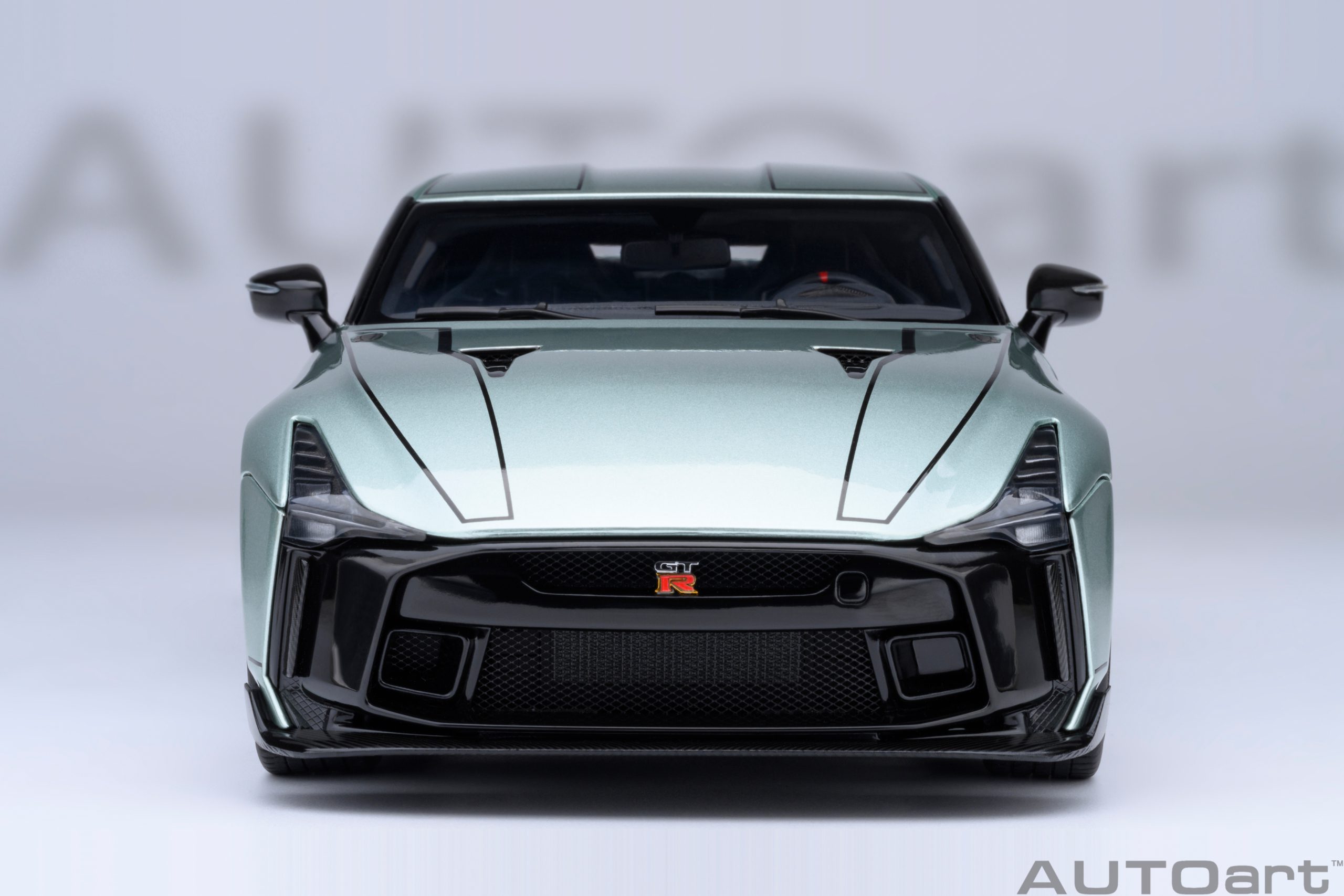 AUTOart Nissan GT-R50 by Italdesign 2020 1:18 - Metallic Green/Black - Imagen 5