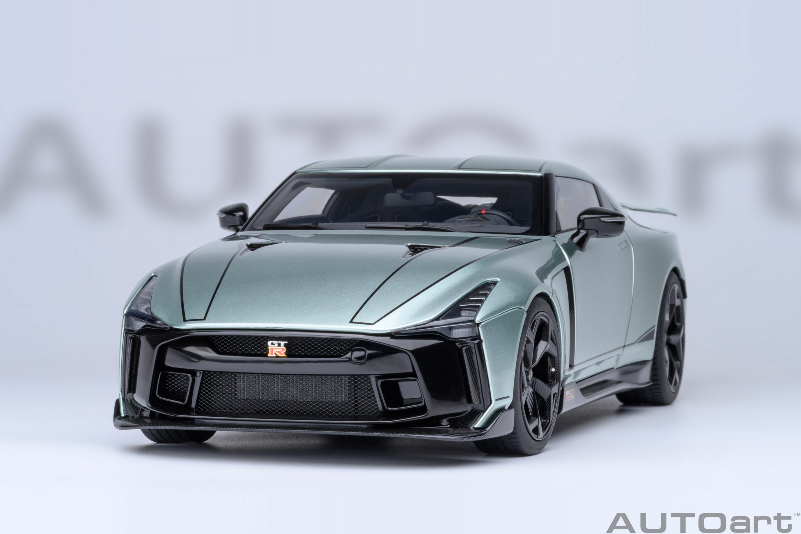 AUTOart Nissan GT-R50 by Italdesign 2020 1:18 - Metallic Green/Black - Imagen 22