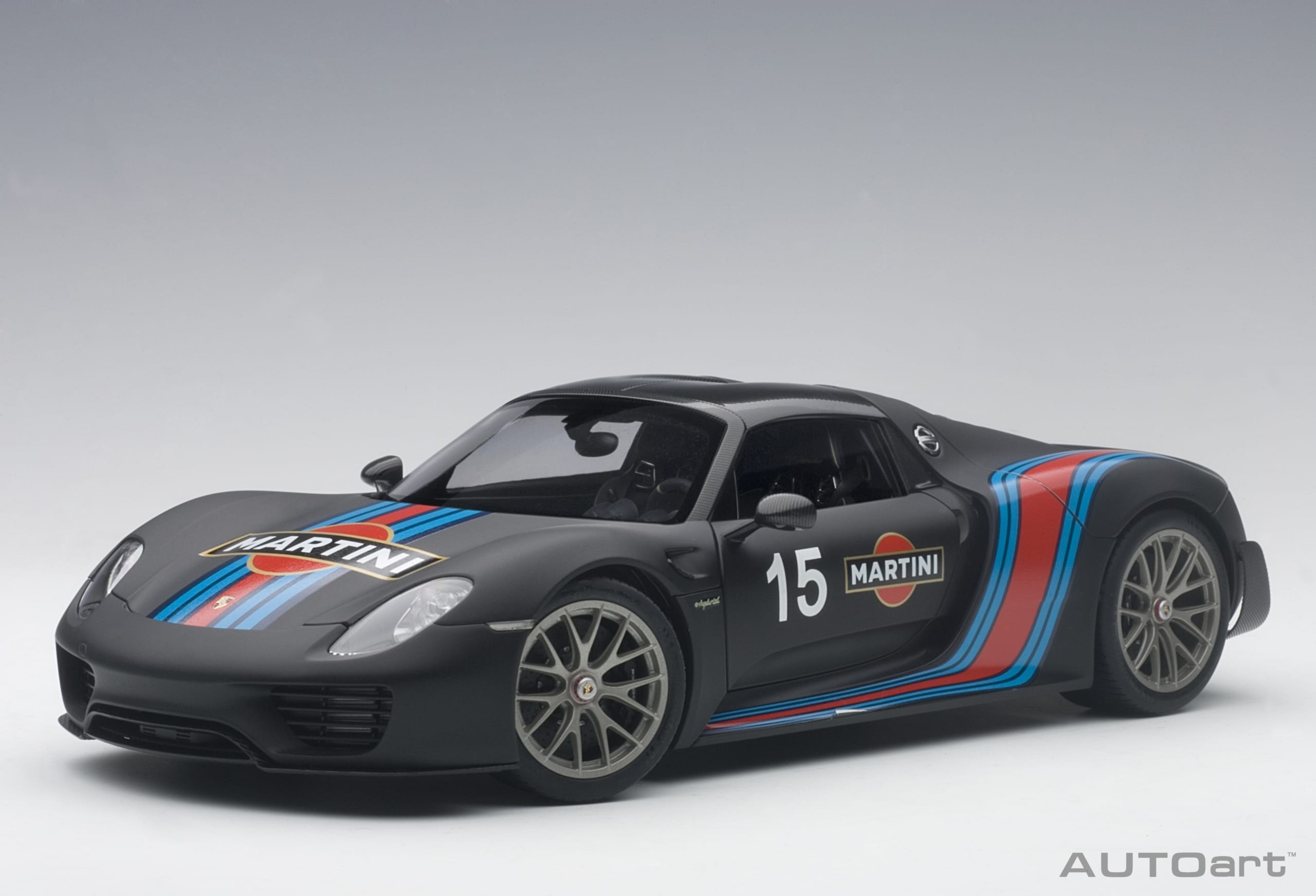 AUTOart Porsche 918 Spyder 2013 Pack Weissach 1:18