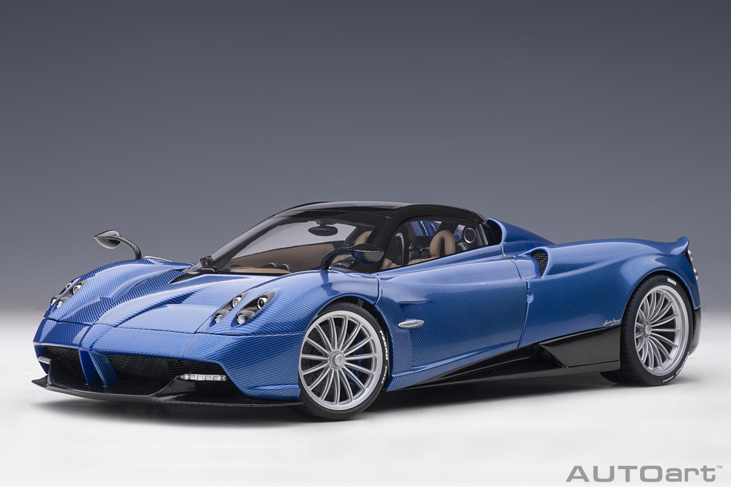 AUTOart Pagani Huayra Roadster 2017 1:18 - Blue Tricolore Carbon Fiber - Image 2