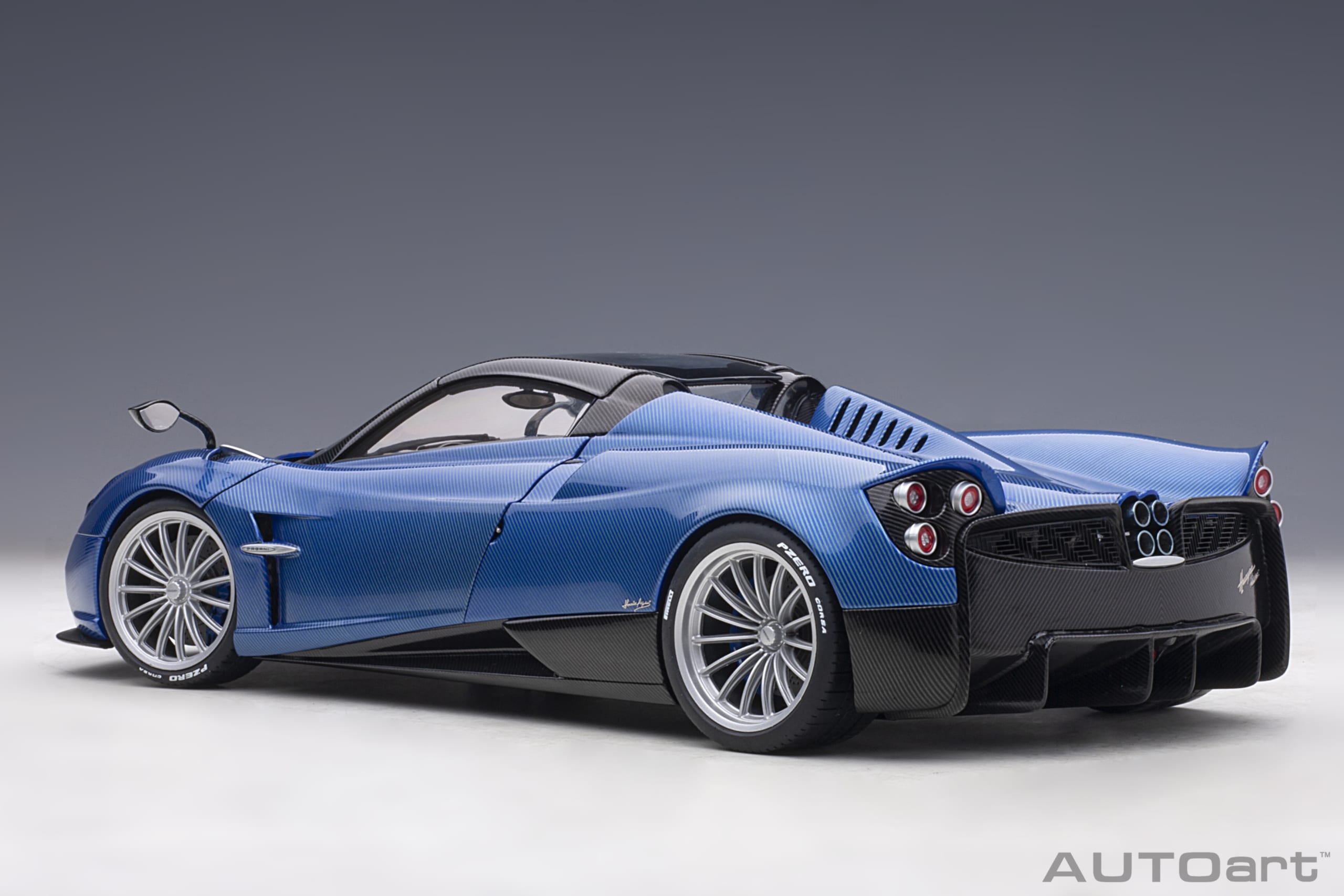 AUTOart Pagani Huayra Roadster 2017 1:18 - Blue Tricolore Carbon Fiber - Image 4