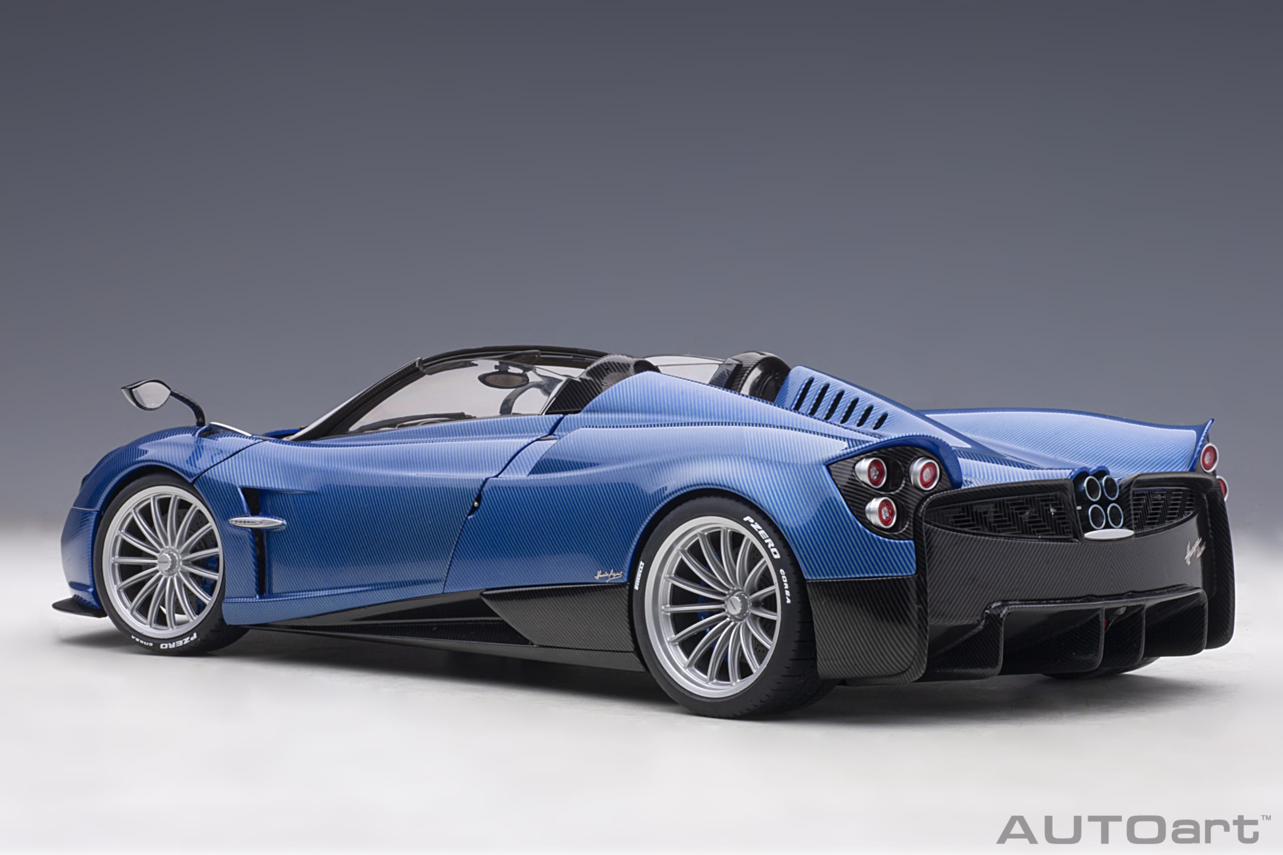 AUTOart Pagani Huayra Roadster 2017 1:18 - Blue Tricolore Carbon Fiber - Image 3