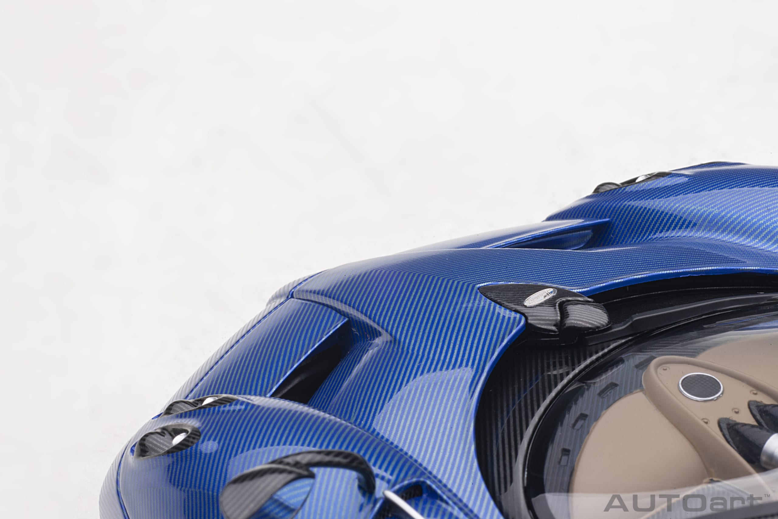 AUTOart Pagani Huayra Roadster 2017 1:18 - Blue Tricolore Carbon Fiber - Image 14