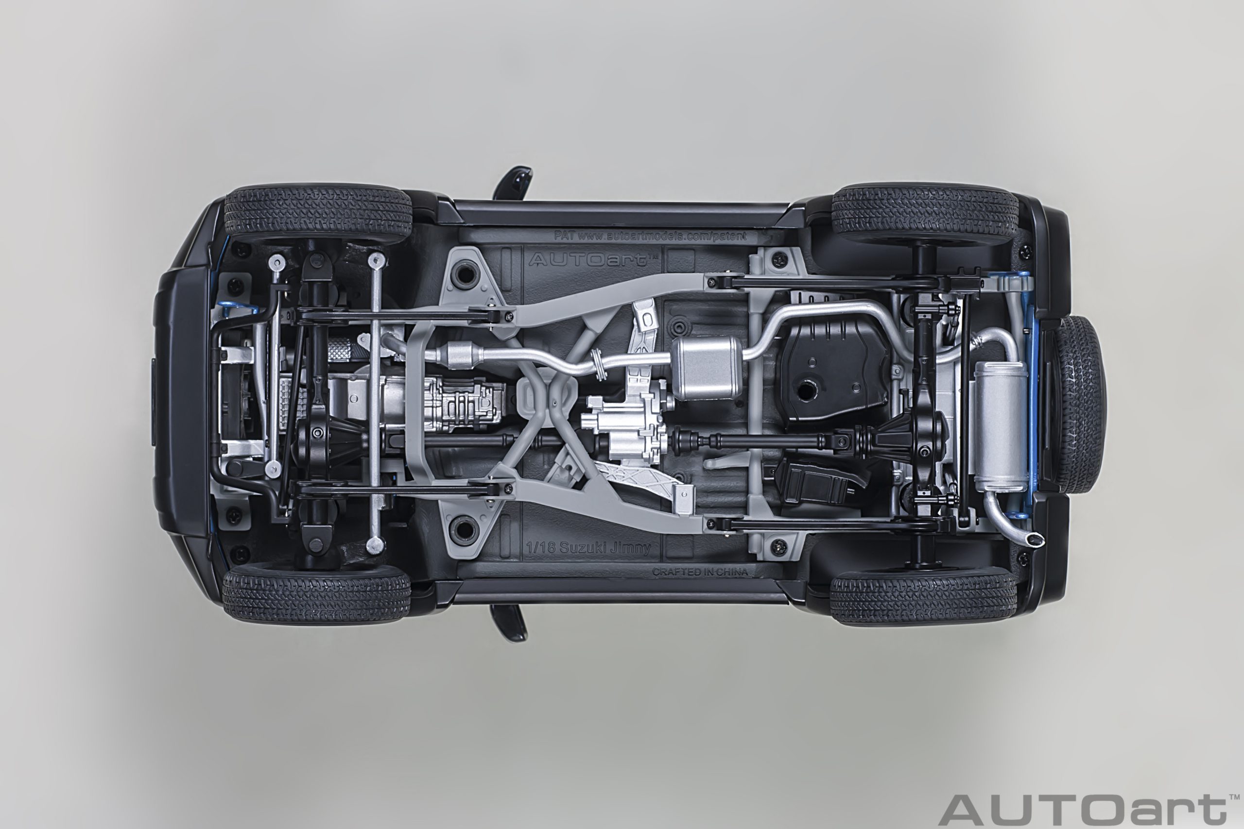 AUTOart Suzuki Jimny (JB74) Sierra 1:18 - Brisk Blue - Image 8