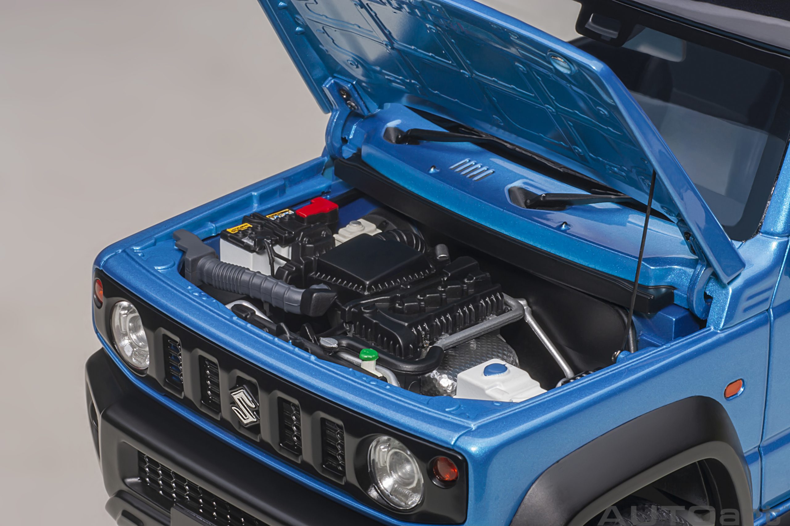 AUTOart Suzuki Jimny (JB74) Sierra 1:18 - Brisk Blue - Image 11