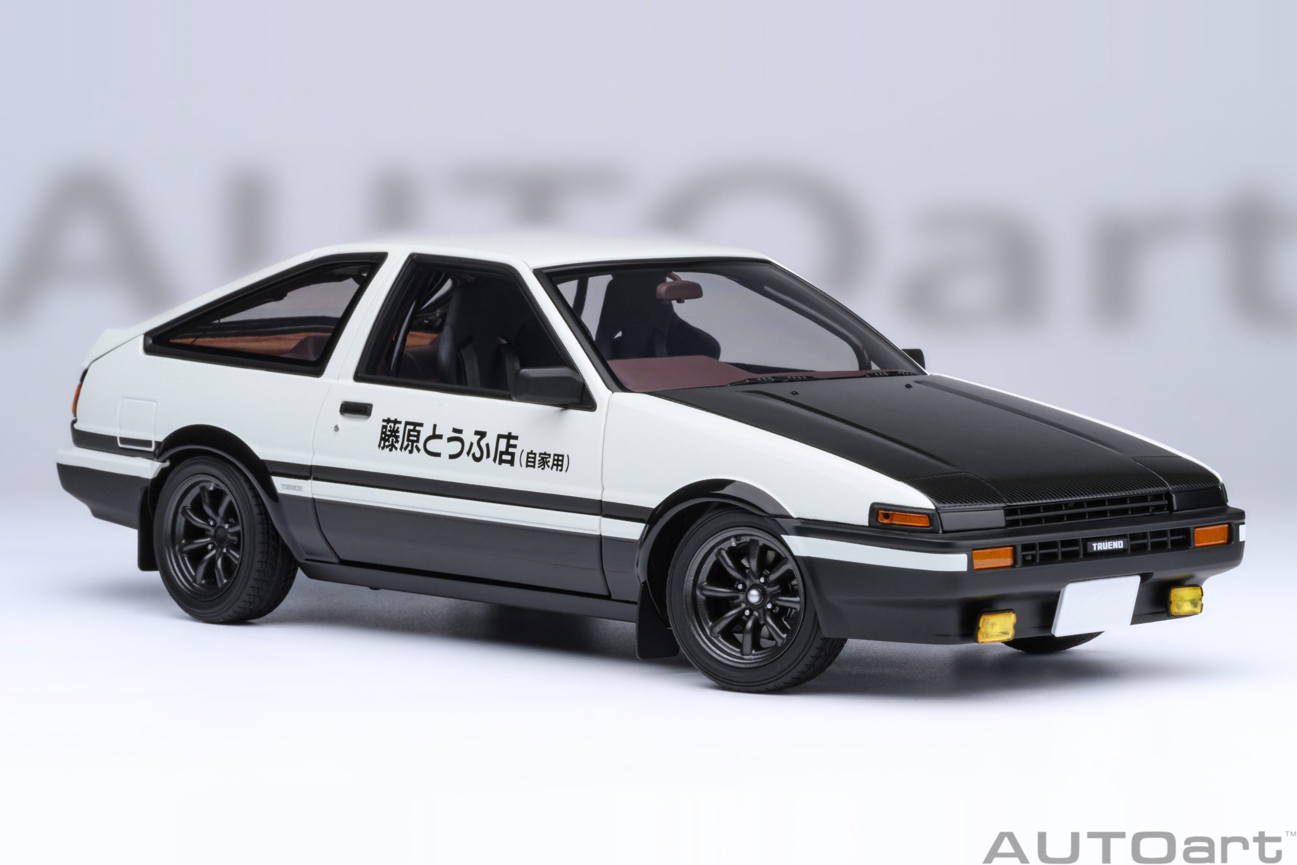 AUTOart Toyota Sprinter Trueno (AE86) "Project D" Final Version 1:18 - Image 2