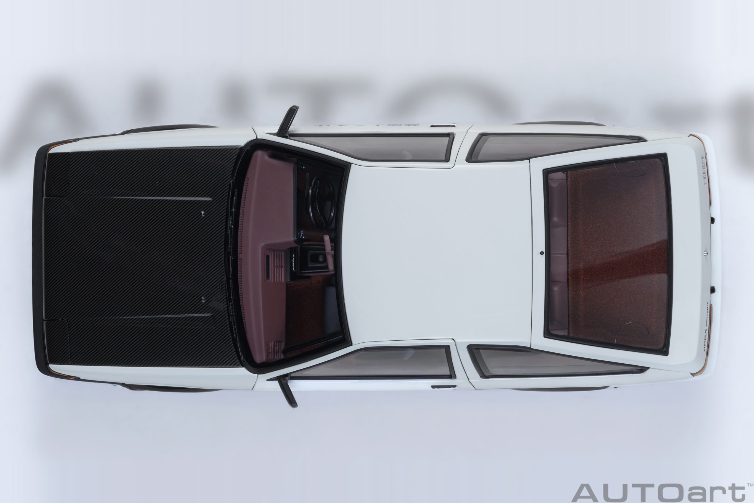 AUTOart Toyota Sprinter Trueno (AE86) "Project D" Final Version 1:18 - Image 8
