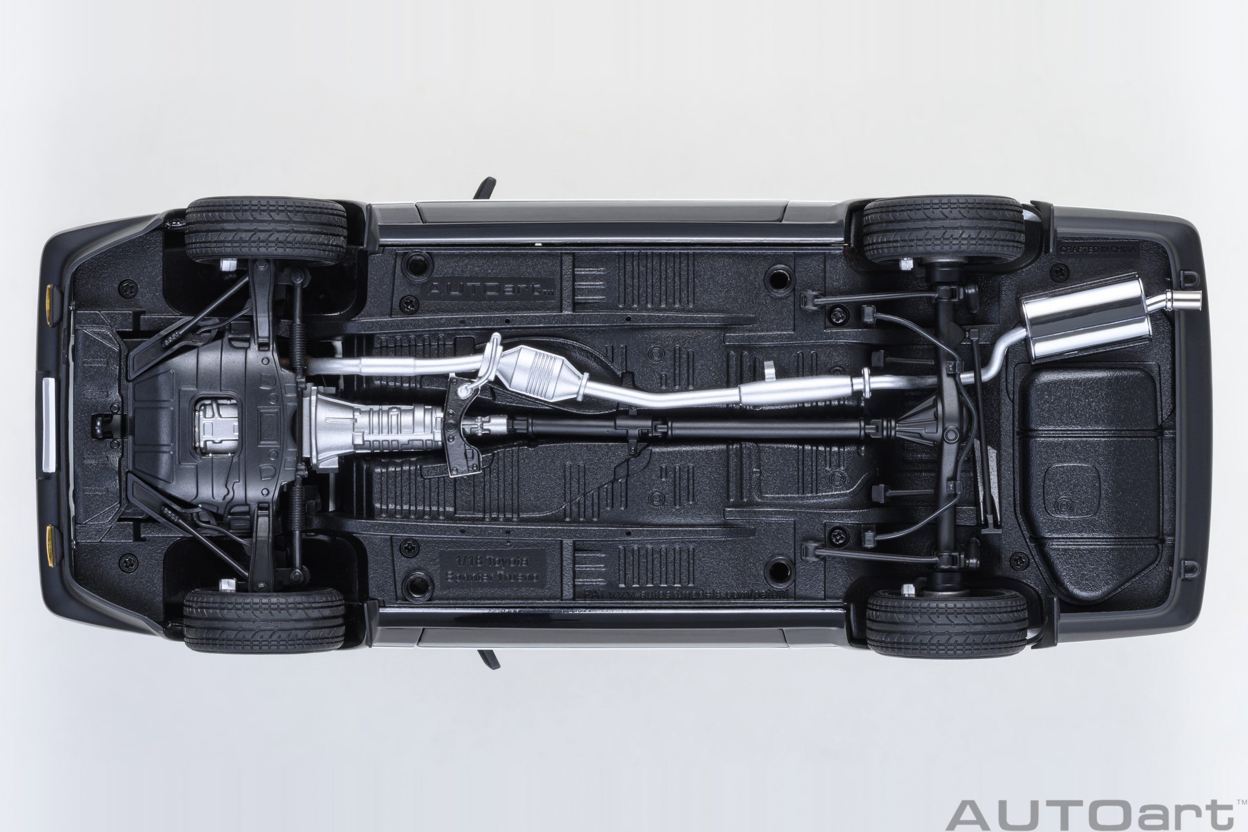 AUTOart Toyota Sprinter Trueno (AE86) "Project D" Final Version 1:18 - Image 9