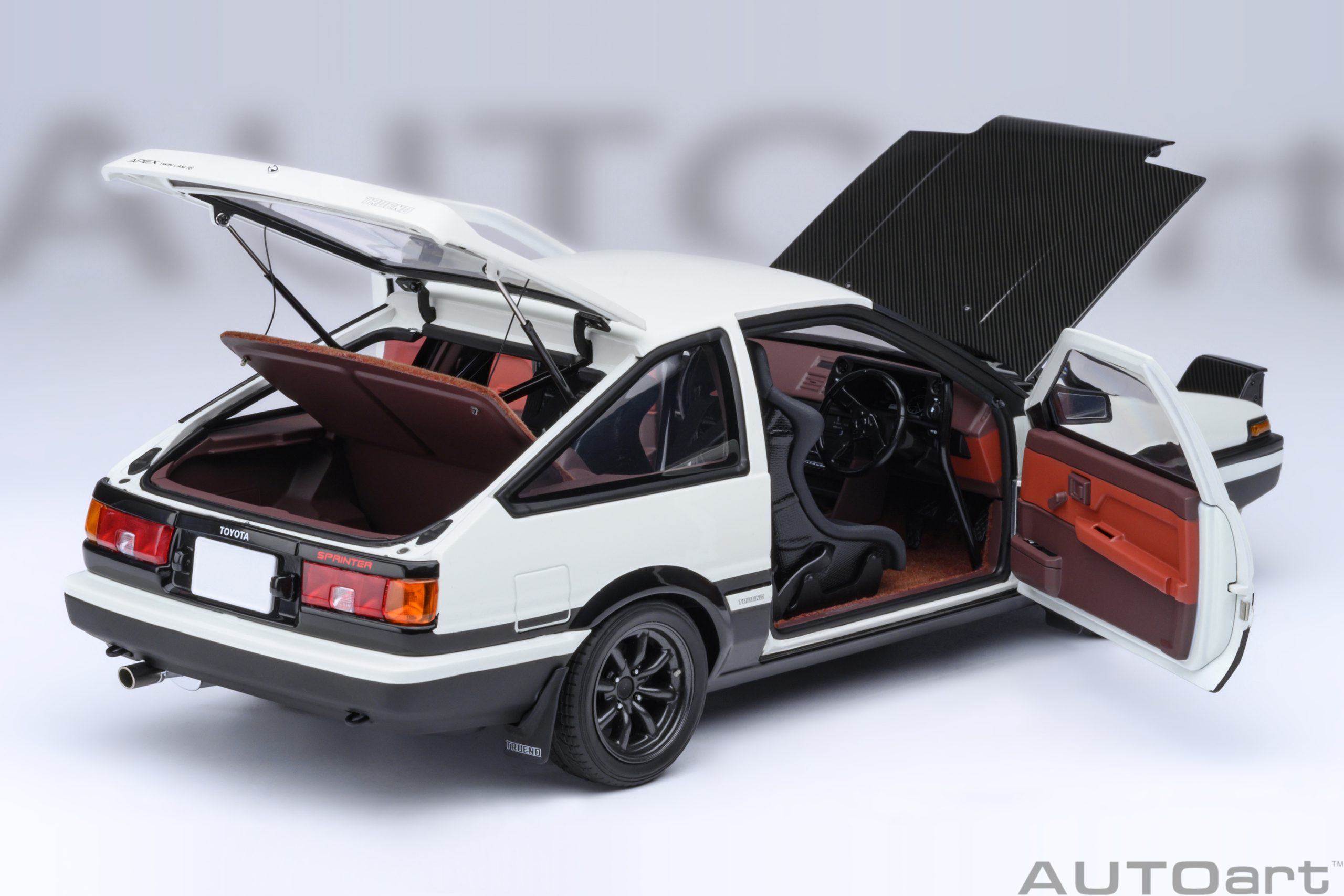 AUTOart Toyota Sprinter Trueno (AE86) "Project D" Final Version 1:18 - Image 18