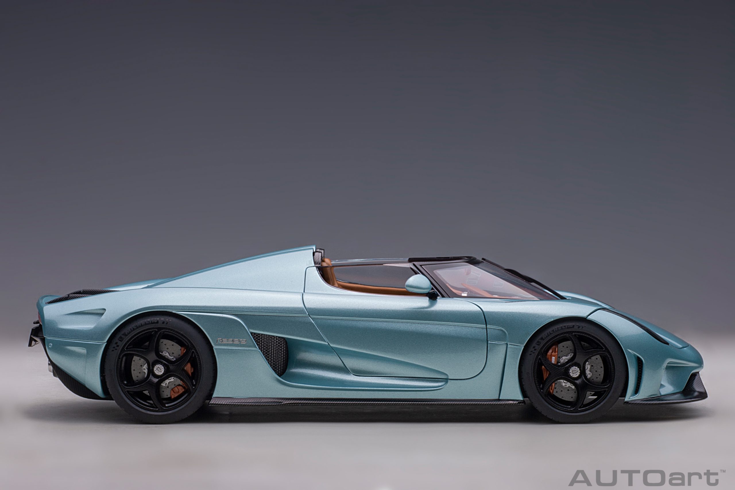 AUTOart Koenigsegg Regera 2016 1:18 - Horizon Blue - Immagine 6