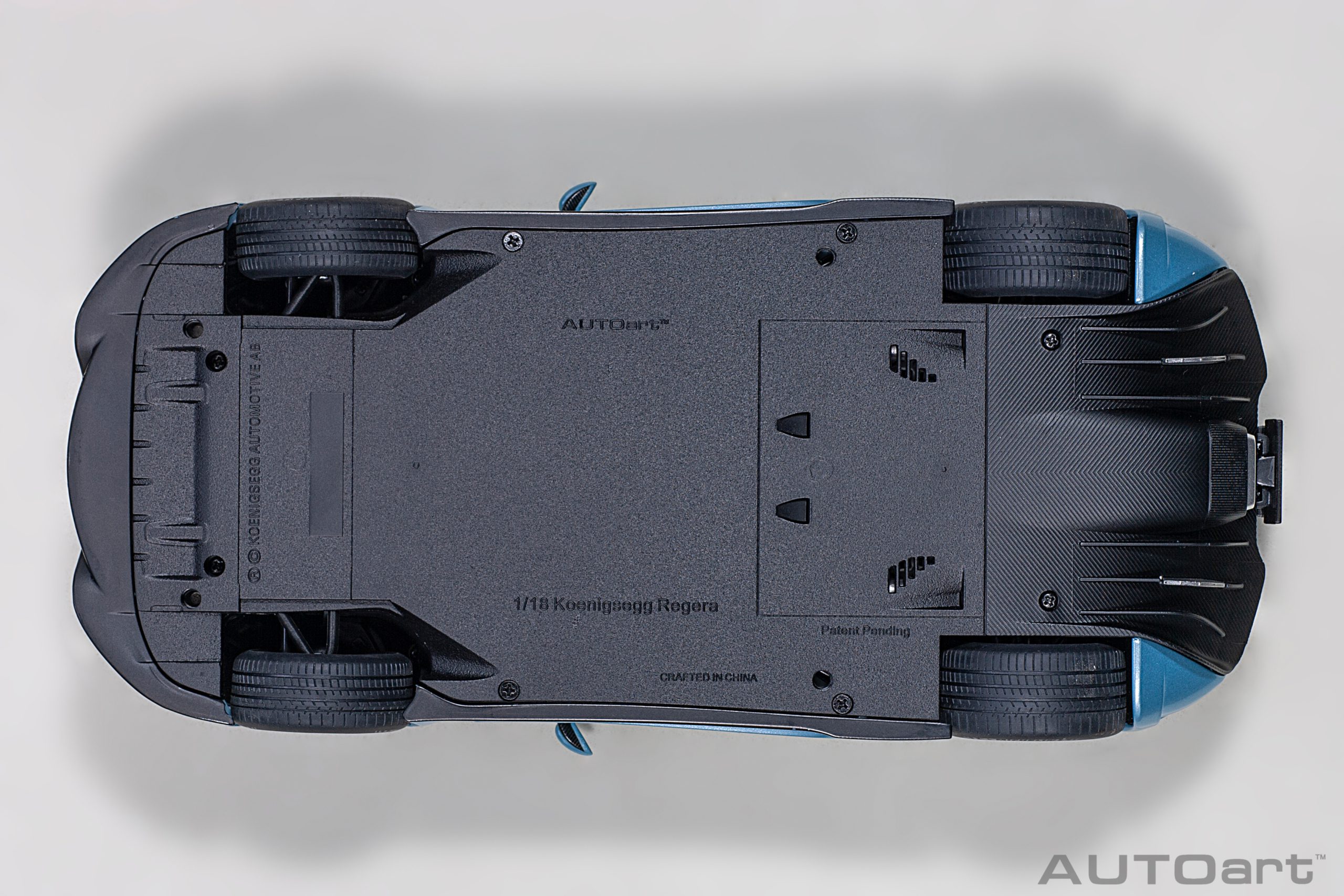 AUTOart Koenigsegg Regera 2016 1:18 - Horizon Blue - Immagine 10