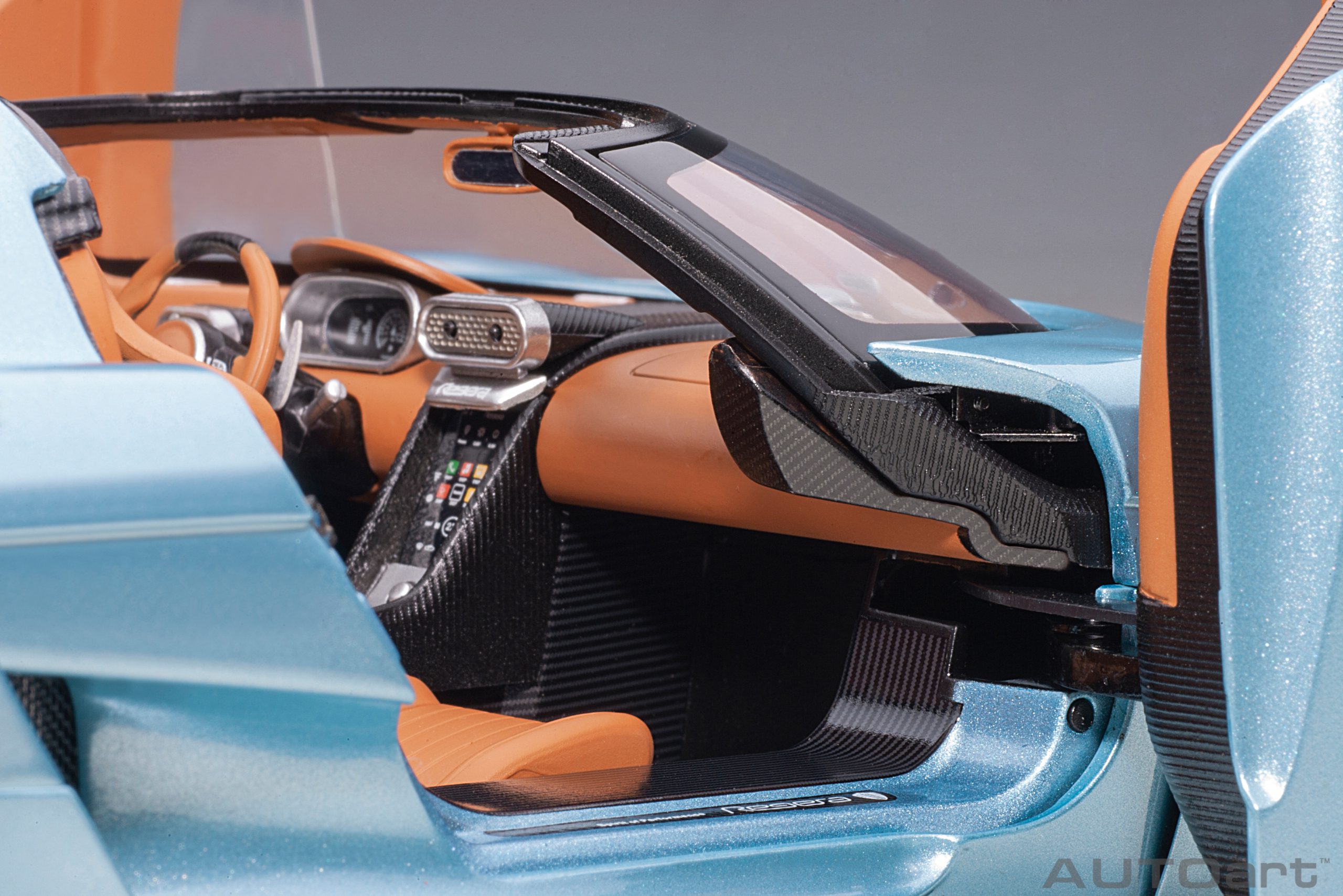 AUTOart Koenigsegg Regera 2016 1:18 - Horizon Blue - Immagine 12