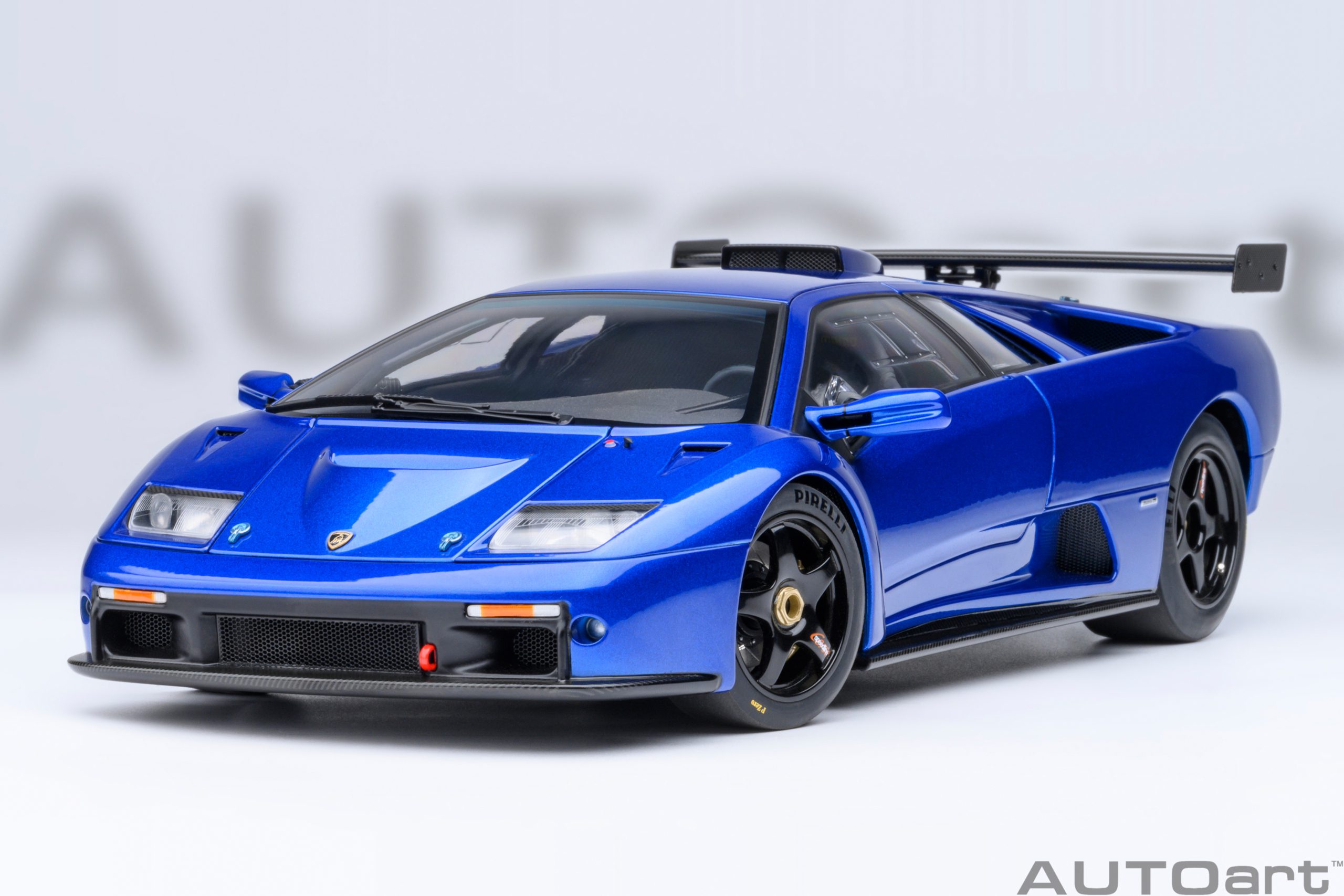 AUTOart Lamborghini Diablo GTR 1999 1:18 - Monterey Blue - Immagine 17