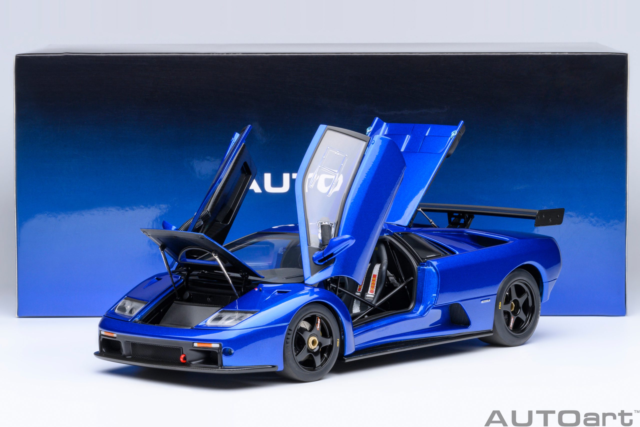 AUTOart Lamborghini Diablo GTR 1999 1:18 - Monterey Blue - Immagine 21