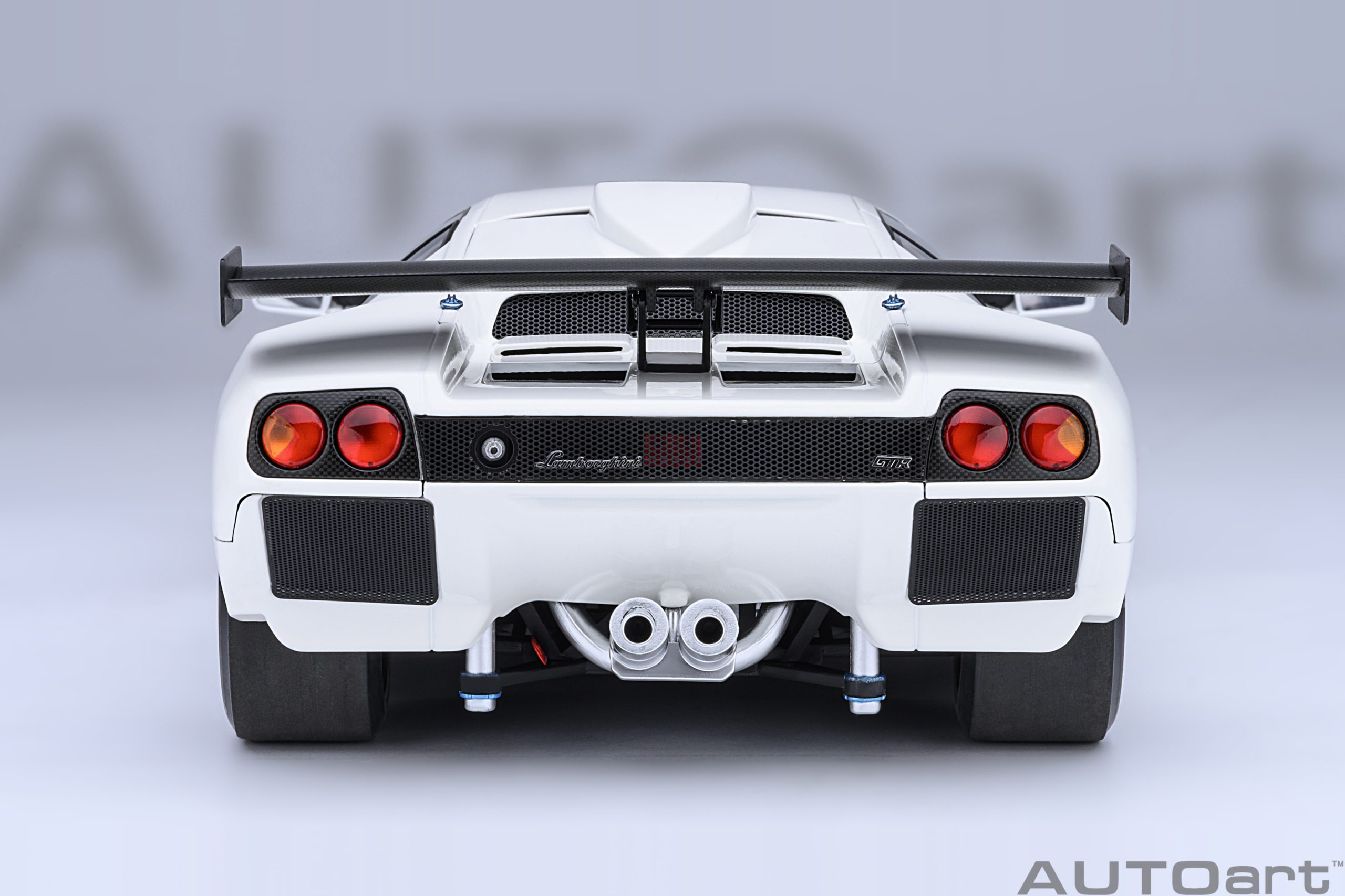 AUTOart Lamborghini Diablo GTR 1999 1:18 - Impact White - Immagine 2