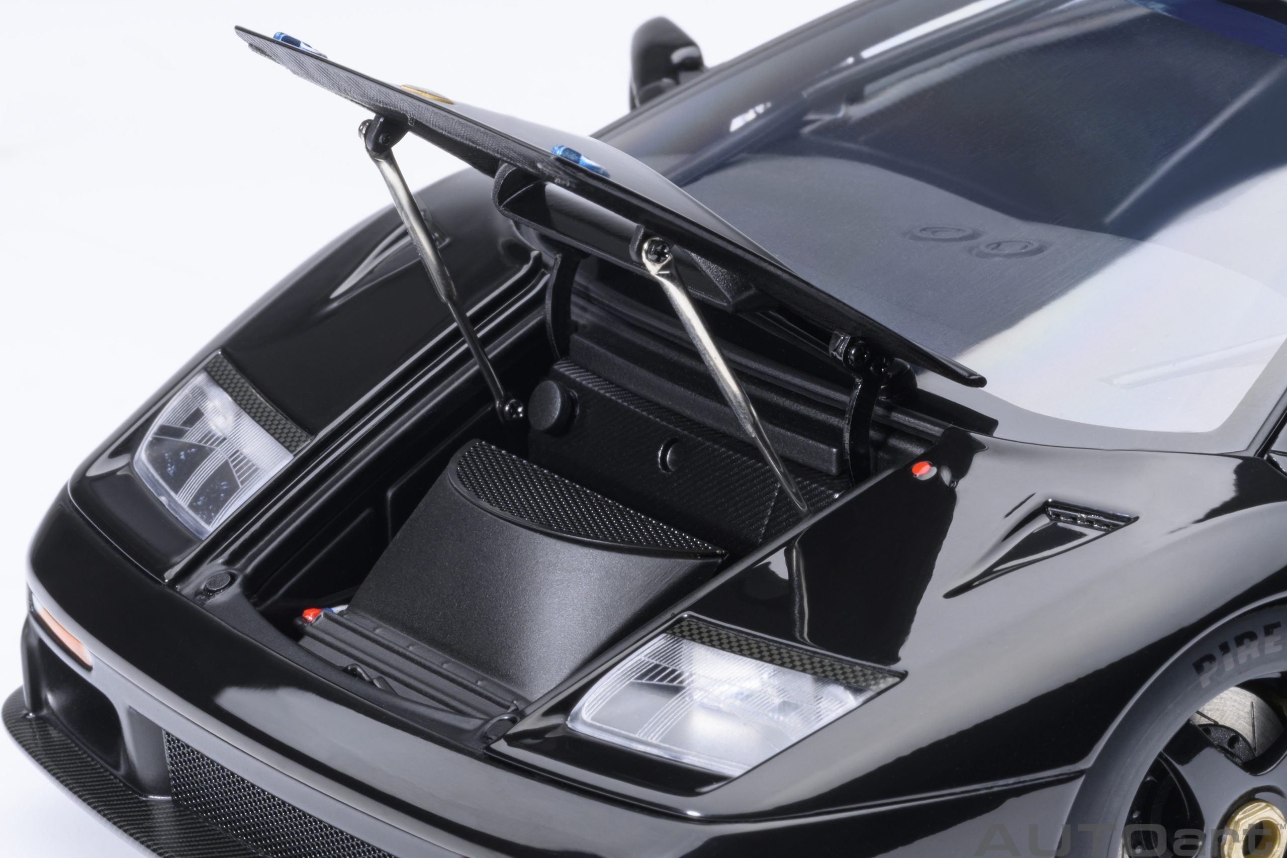 AUTOart Lamborghini Diablo GTR 1999 1:18 - Deep Black - Immagine 11