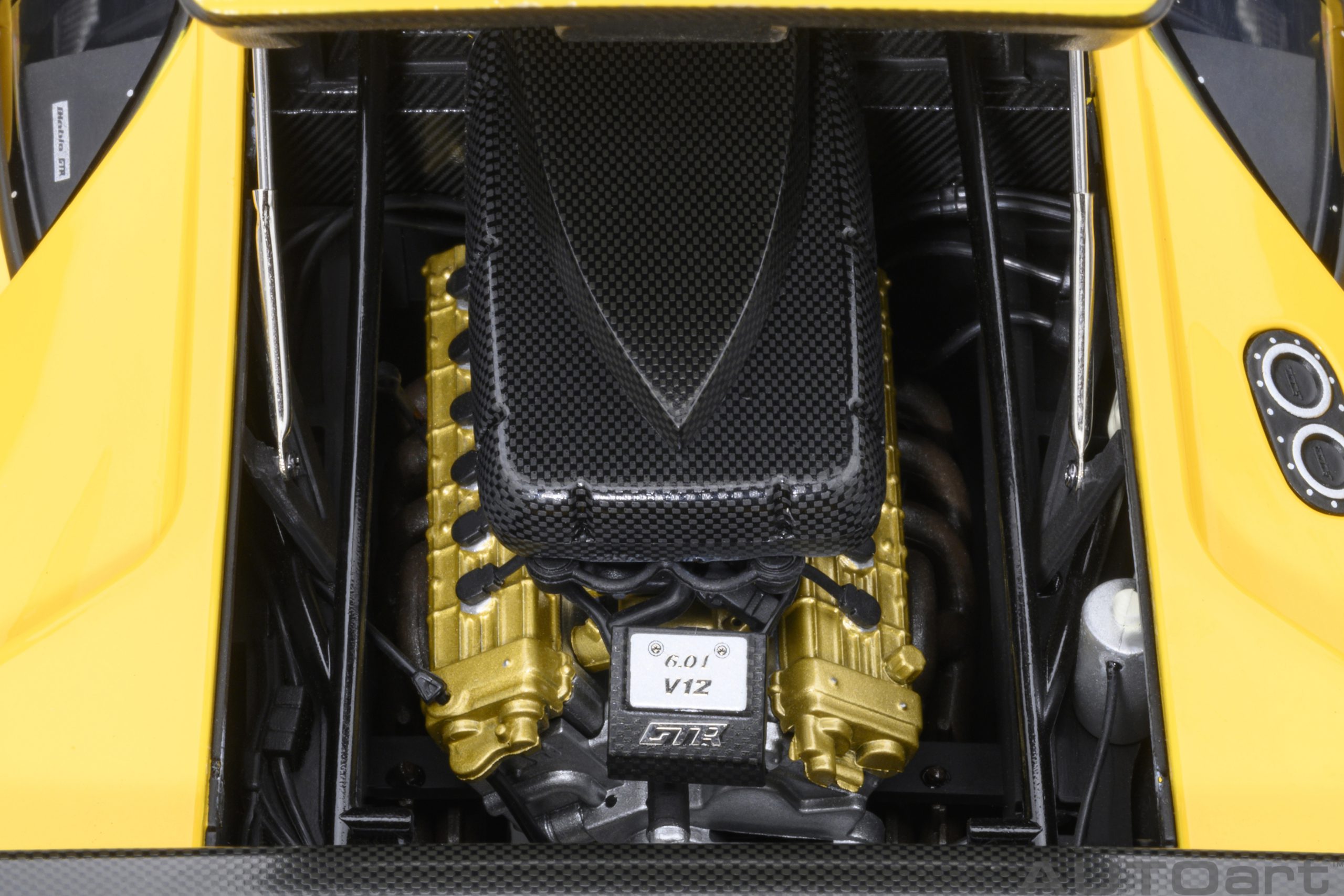 AUTOart Lamborghini Diablo GTR 1999 1:18 - Superfly Yellow - Immagine 12