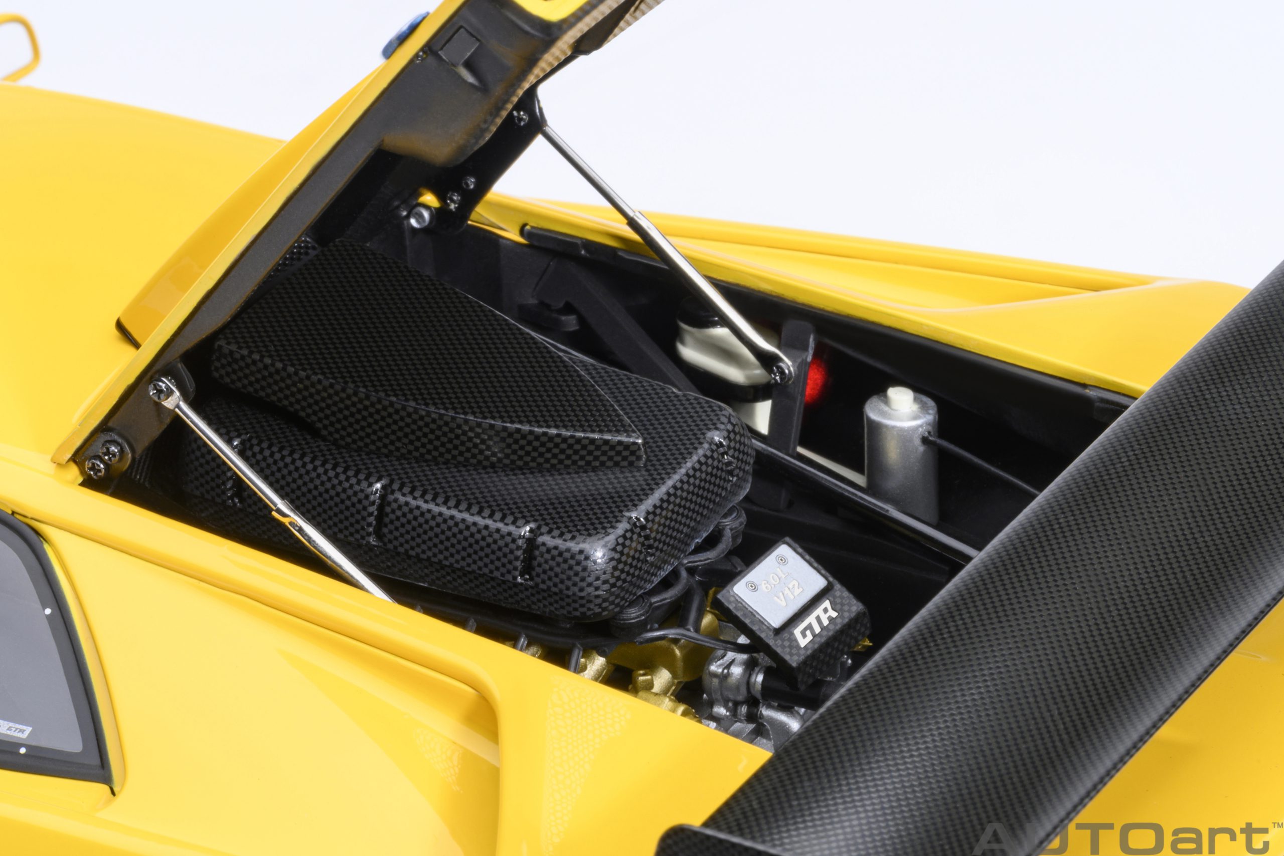 AUTOart Lamborghini Diablo GTR 1999 1:18 - Superfly Yellow - Immagine 13