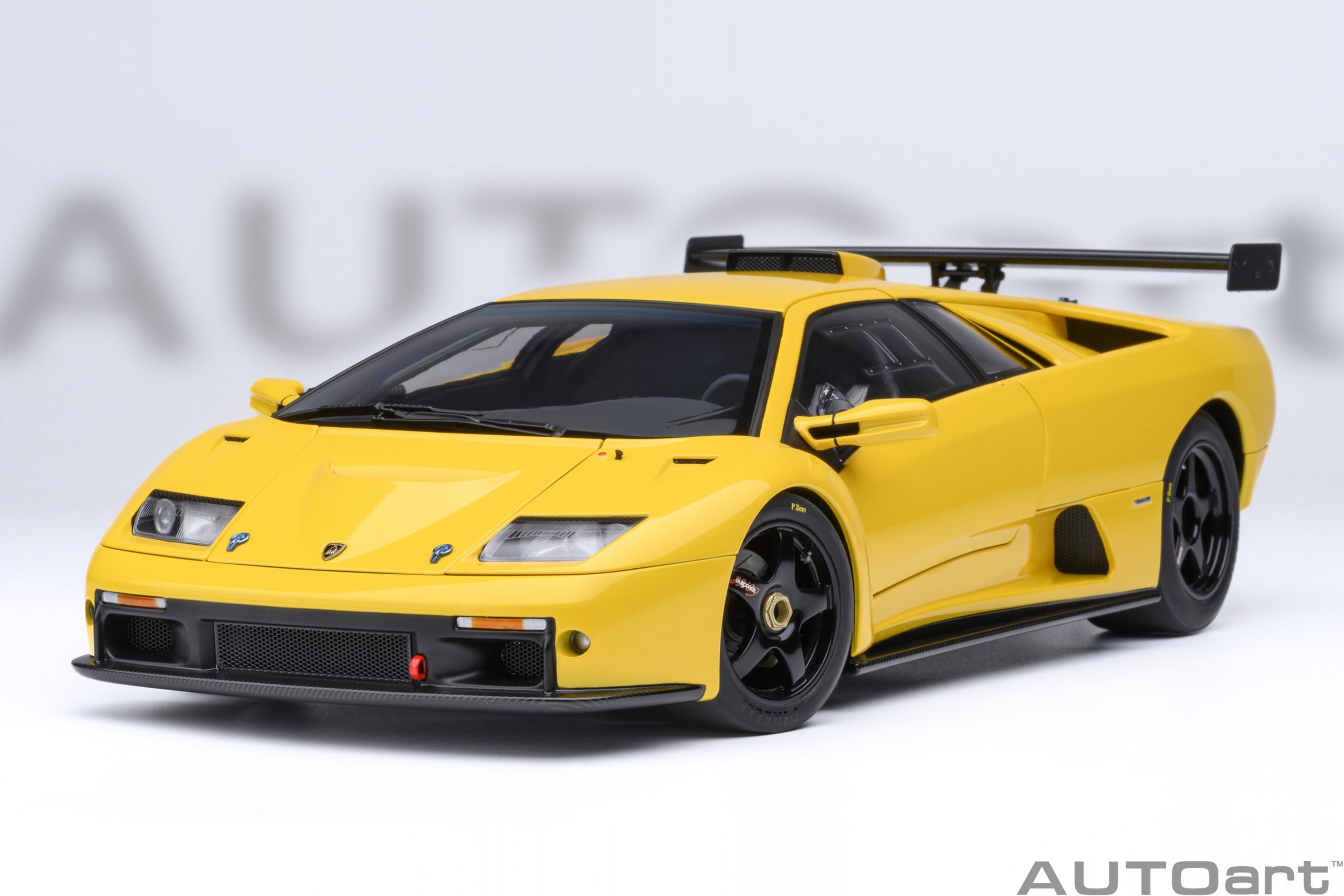 AUTOart Lamborghini Diablo GTR 1999 1:18 - Superfly Yellow - Immagine 18