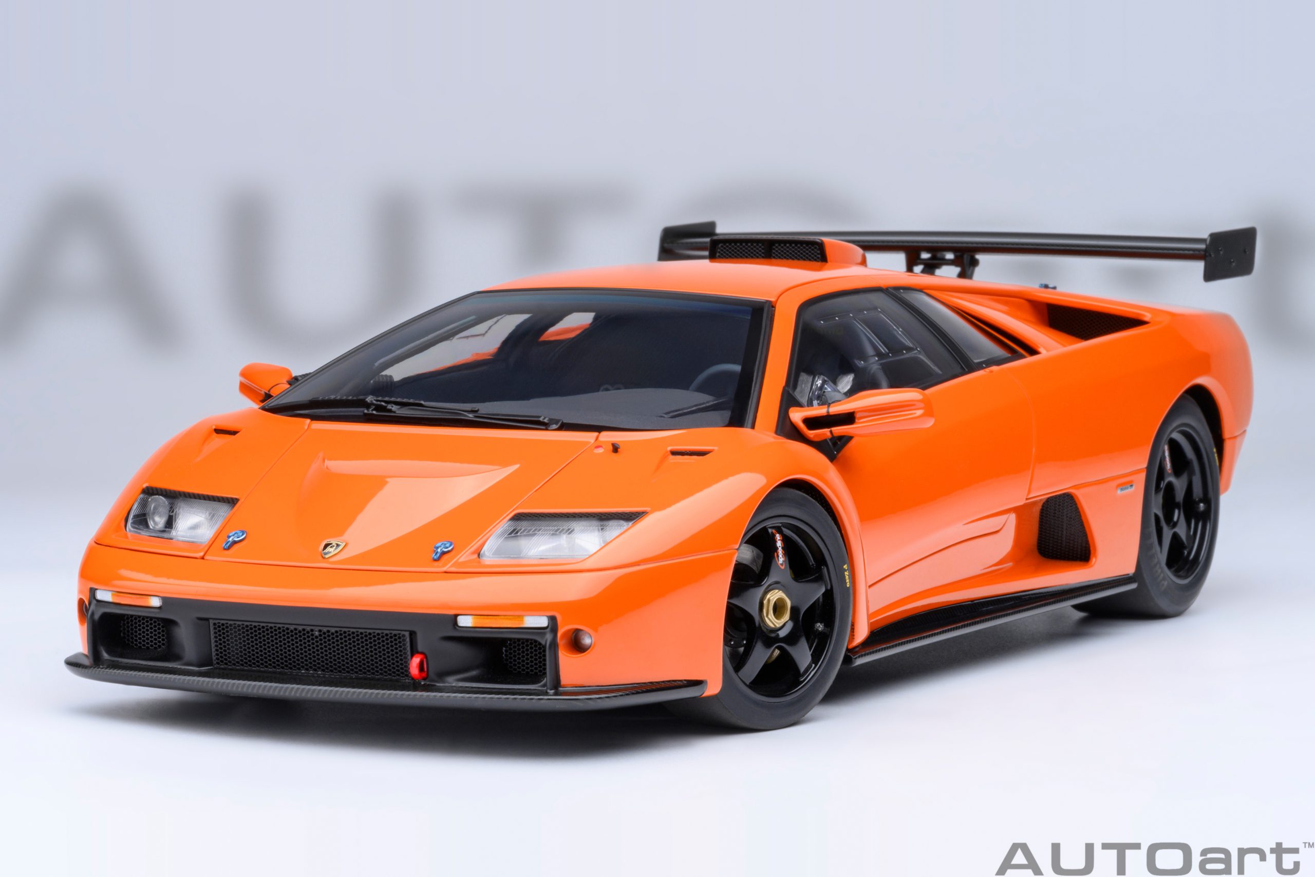 AUTOart Lamborghini Diablo GTR 1999 1:18 - Ishtar Orange - Immagine 17