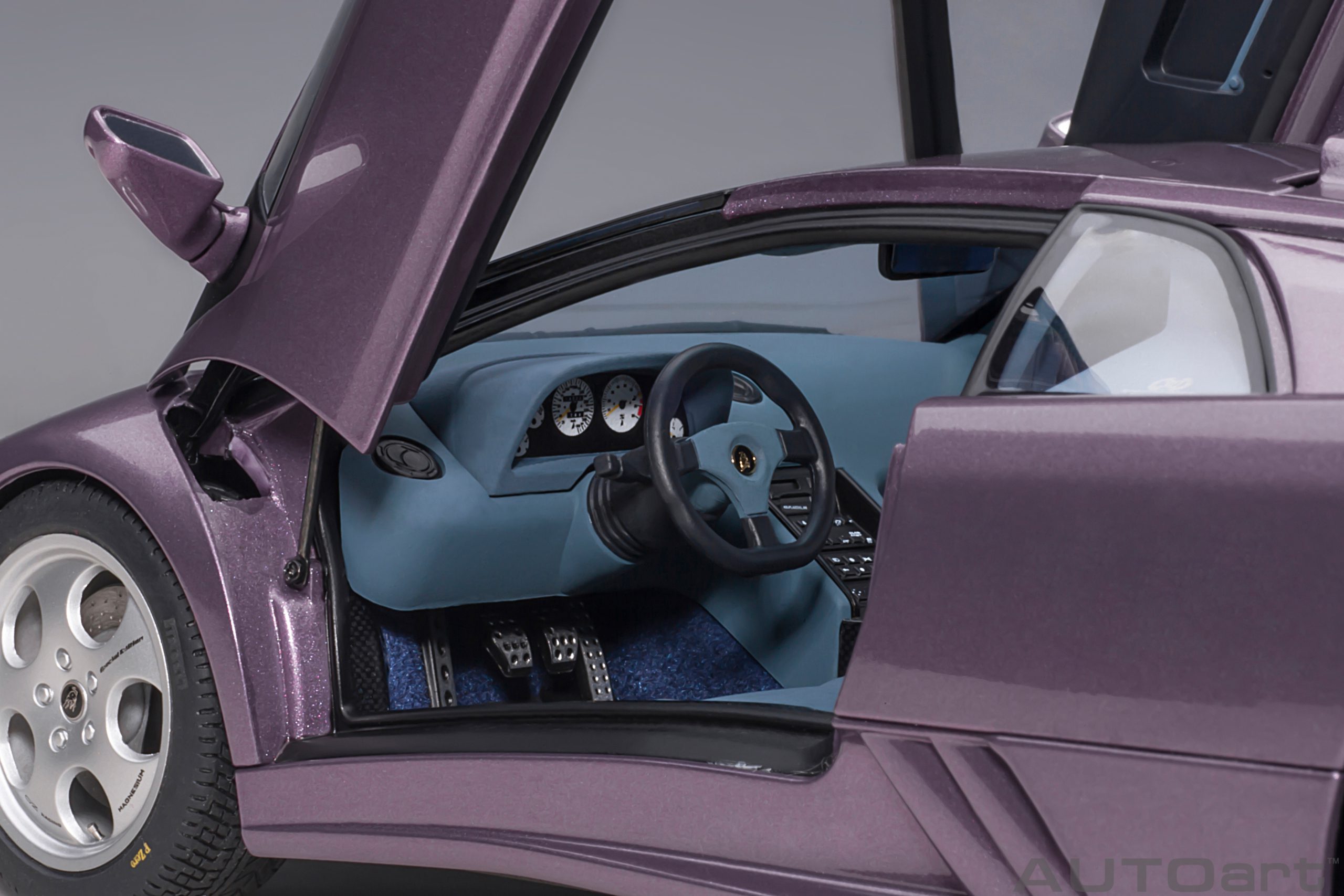 AUTOart Lamborghini Diablo SE30 Jota 1995 1:18 - SE30 Purple - Immagine 9