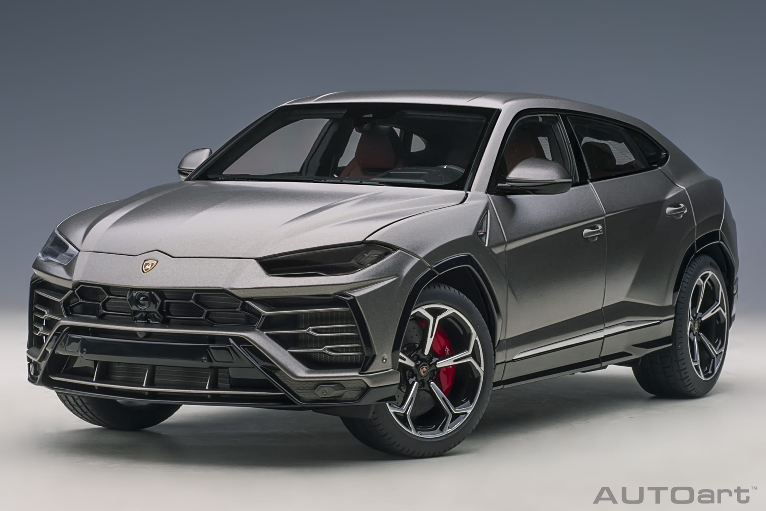 AUTOart Lamborghini Urus 2018 1:18 - Matt Grey - Image 14