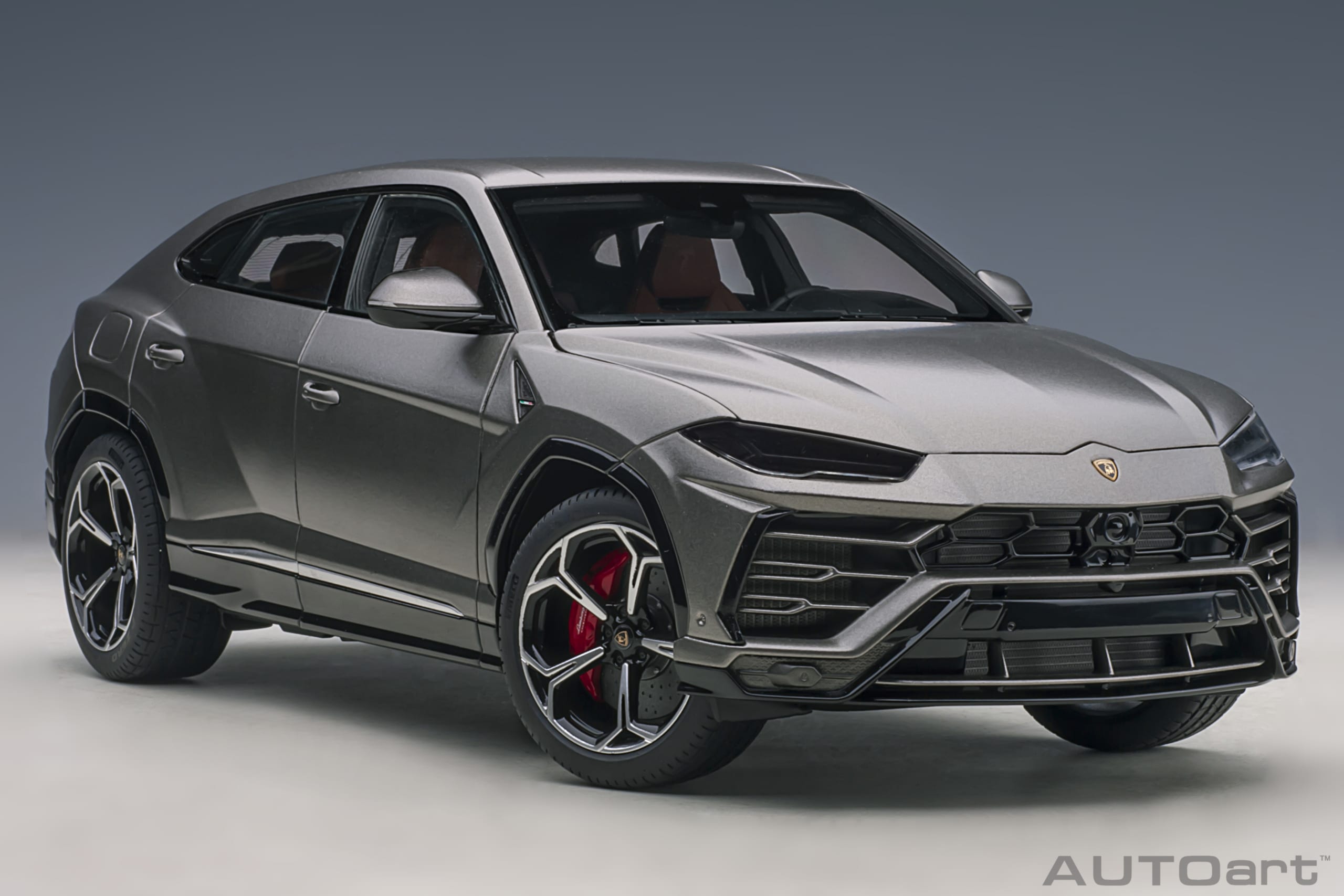 AUTOart Lamborghini Urus 2018 1:18 - Matt Grey - Image 15