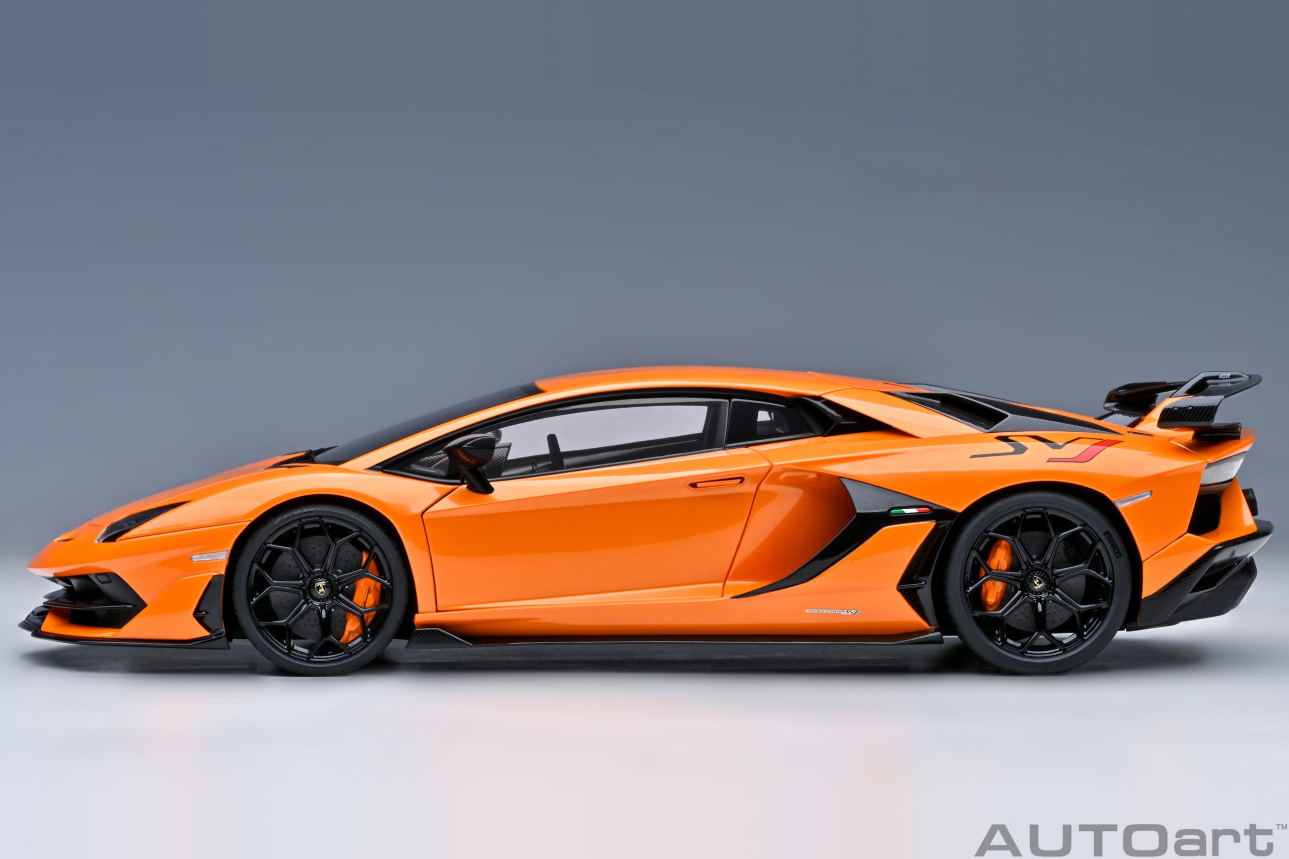 AUTOart Lamborghini Aventador SVJ 2019 1:18 - Pearl Orange - Immagine 3