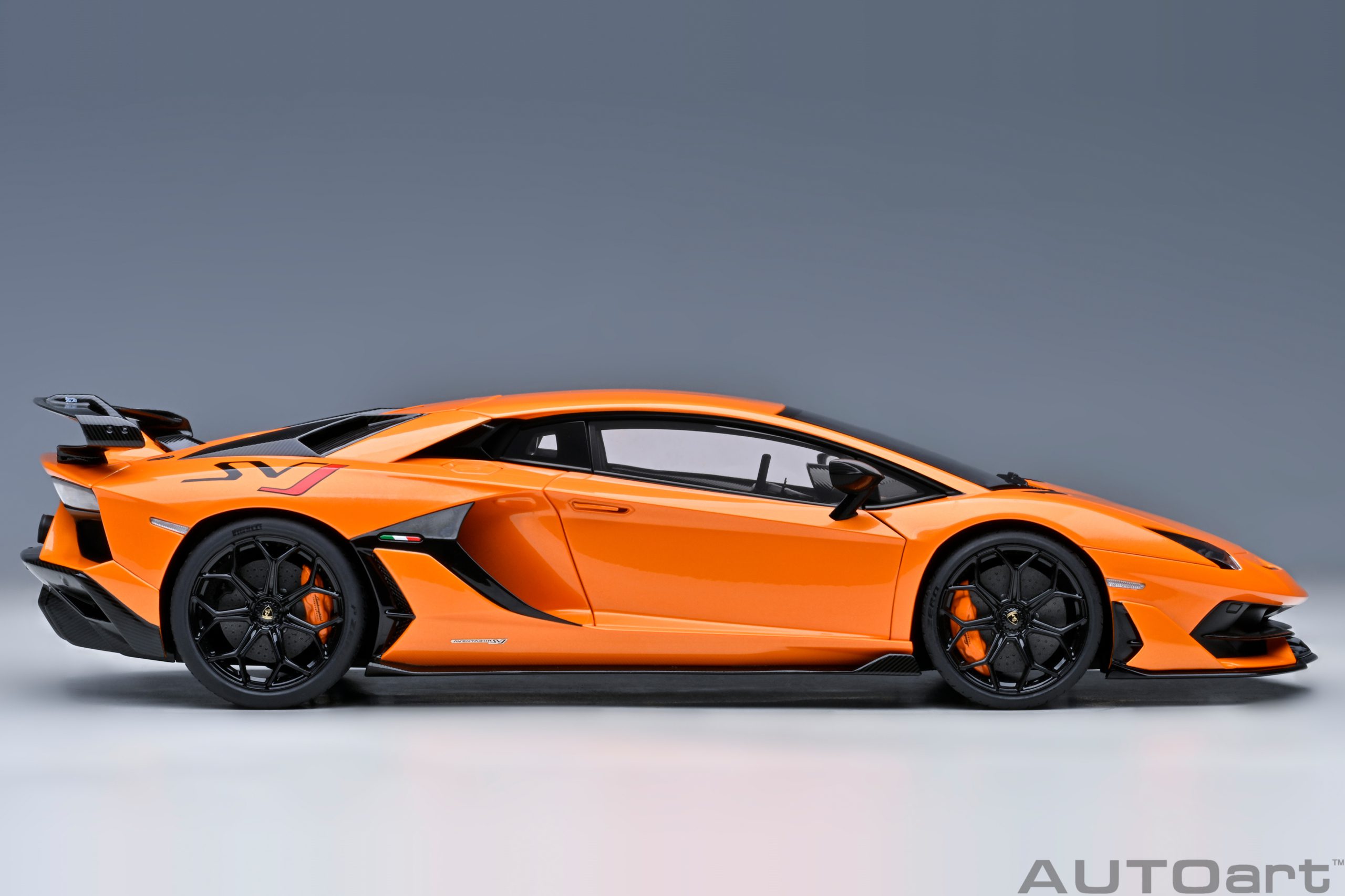 AUTOart Lamborghini Aventador SVJ 2019 1:18 - Pearl Orange - Immagine 4