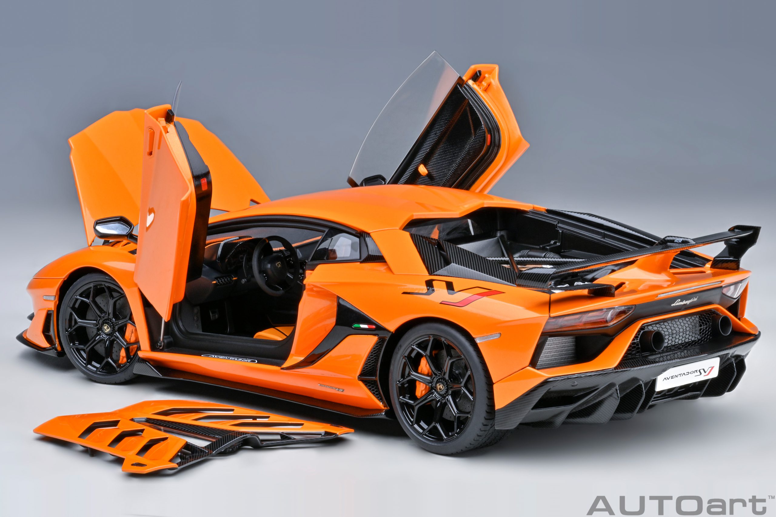 AUTOart Lamborghini Aventador SVJ 2019 1:18 - Pearl Orange - Immagine 15