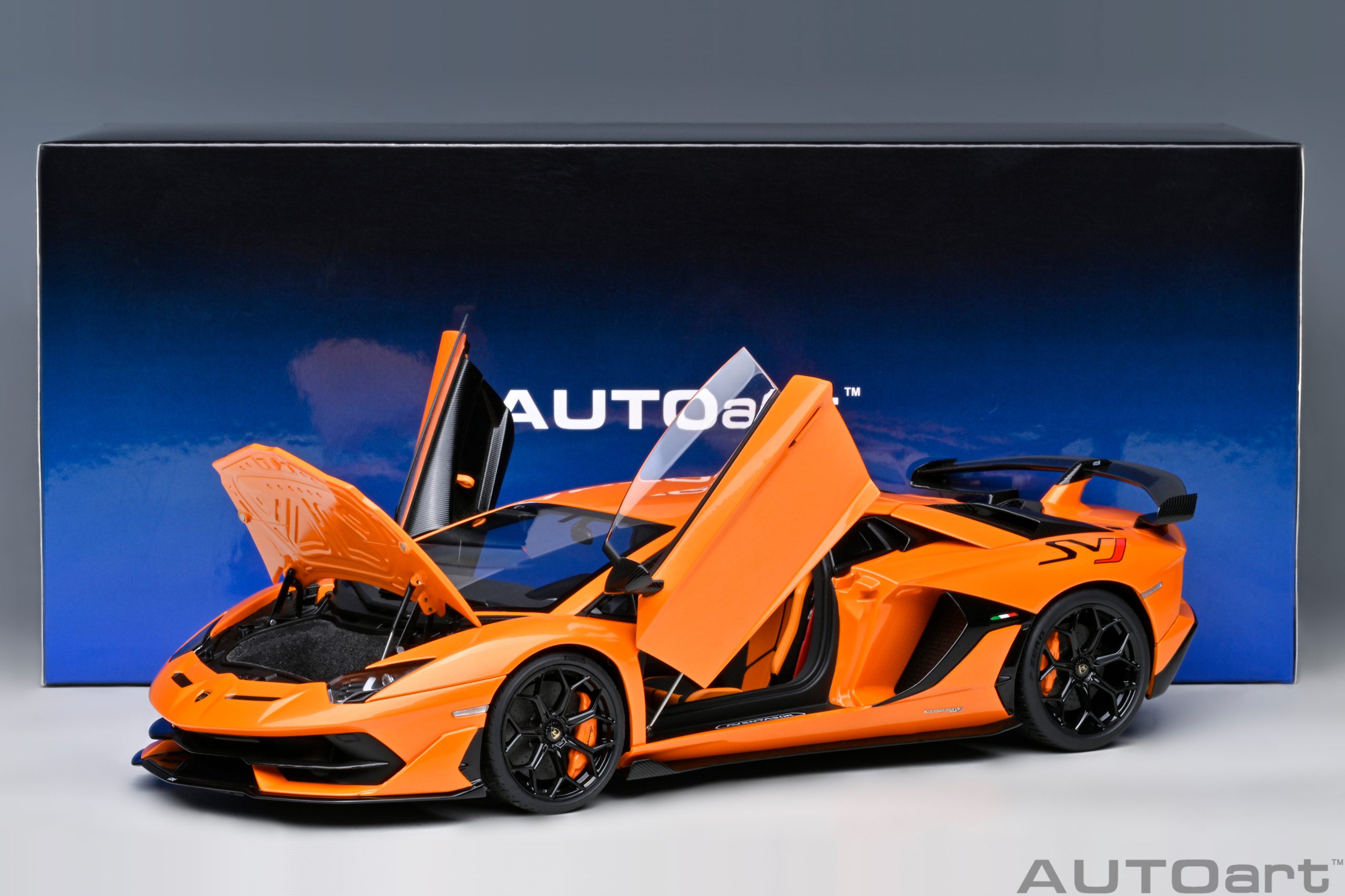 AUTOart Lamborghini Aventador SVJ 2019 1:18 - Pearl Orange - Immagine 20