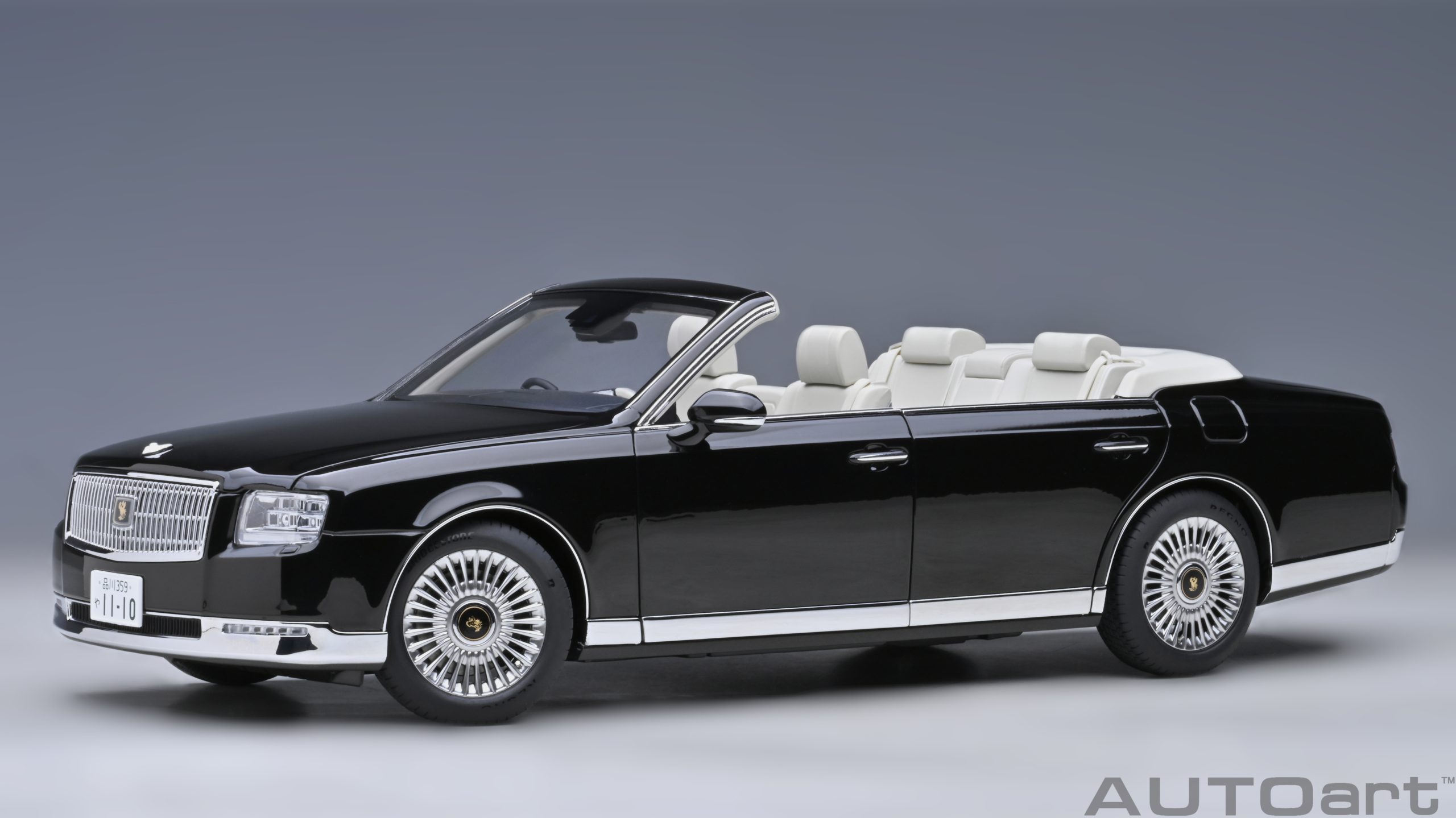 AUTOart Toyota Century Open Car 2019 1:18 - Negro