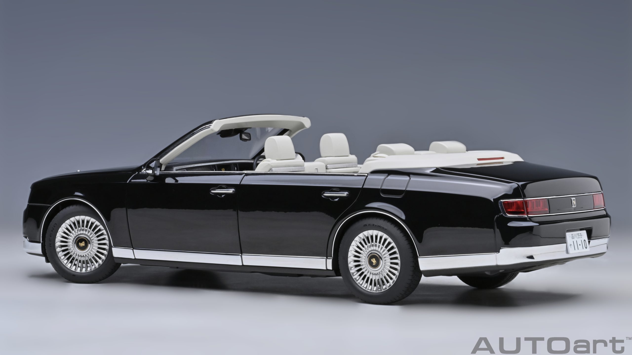 AUTOart Toyota Century Open Car 2019 1:18 - Black - Imagen 2