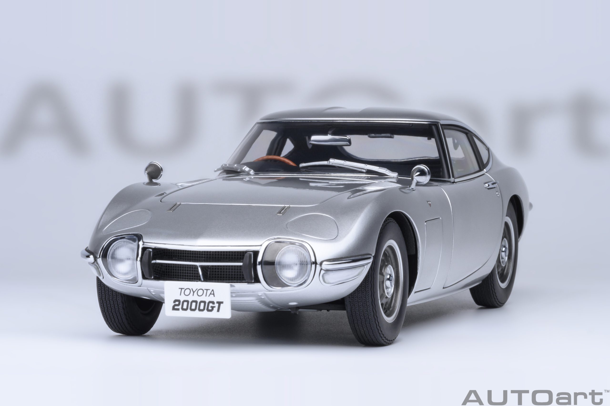 AUTOart Toyota 2000GT 1967 1:18 - Silver – Bild 24