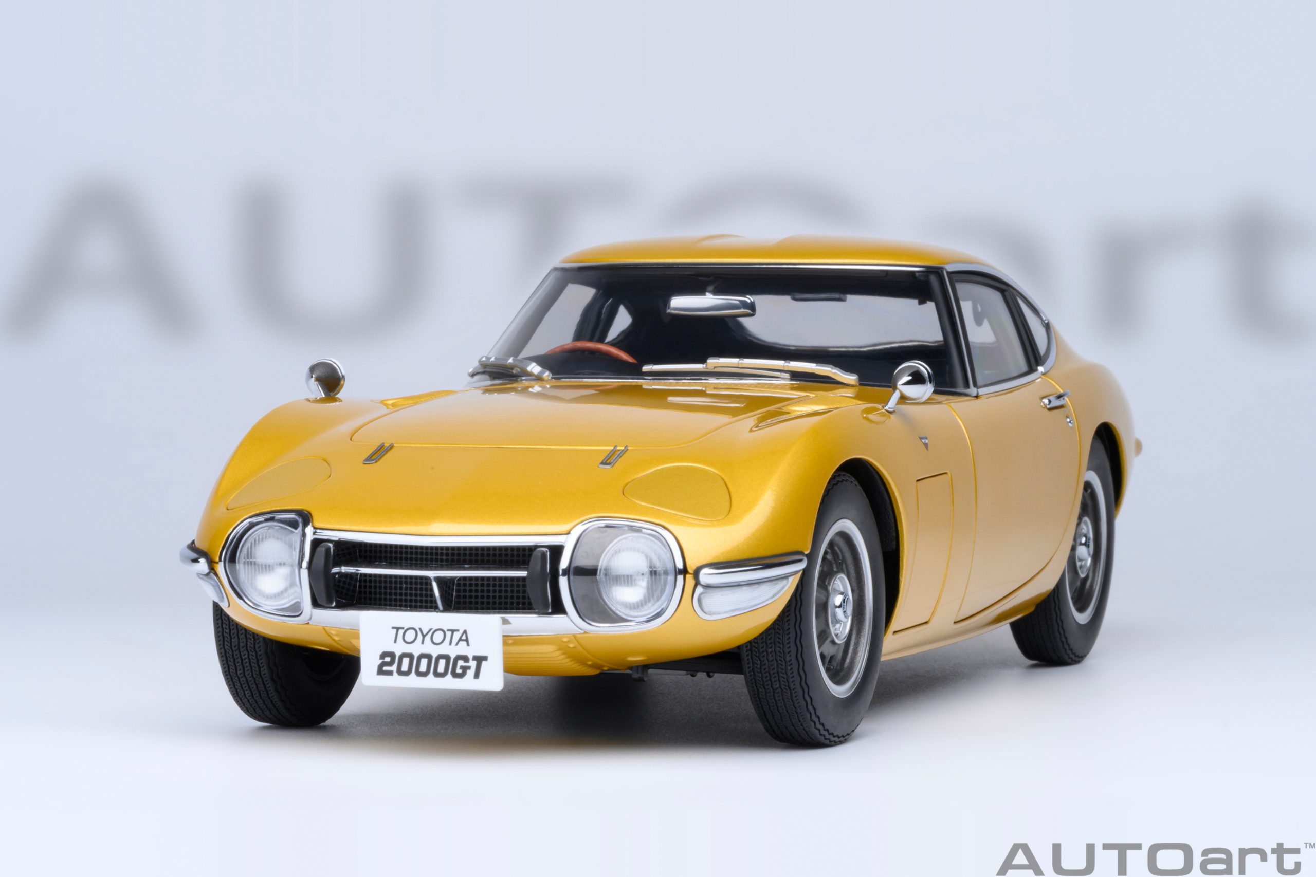 AUTOart Toyota 2000GT 1967 1:18 - Gold - Image 24