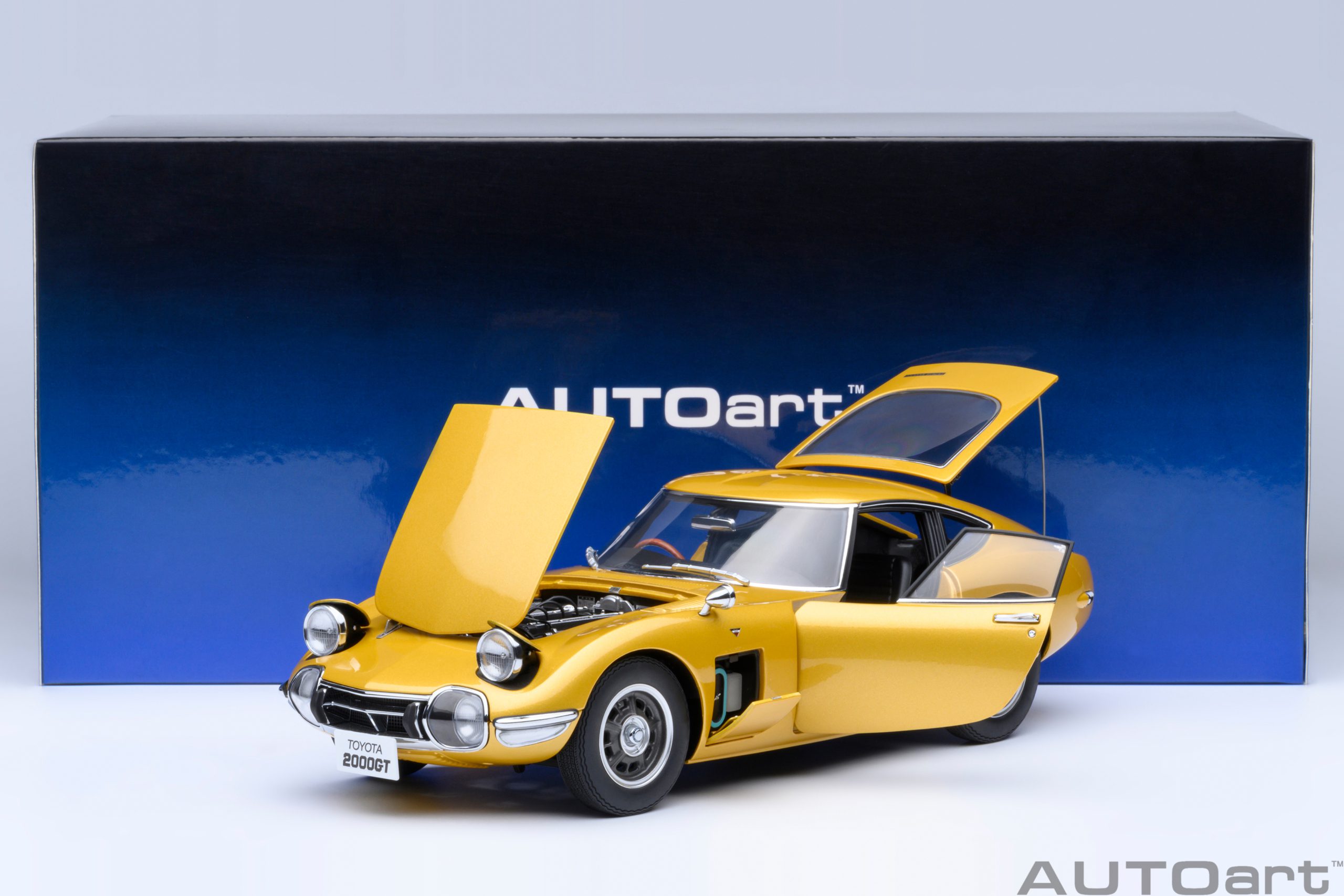 AUTOart Toyota 2000GT 1967 1:18 - Gold - Image 26