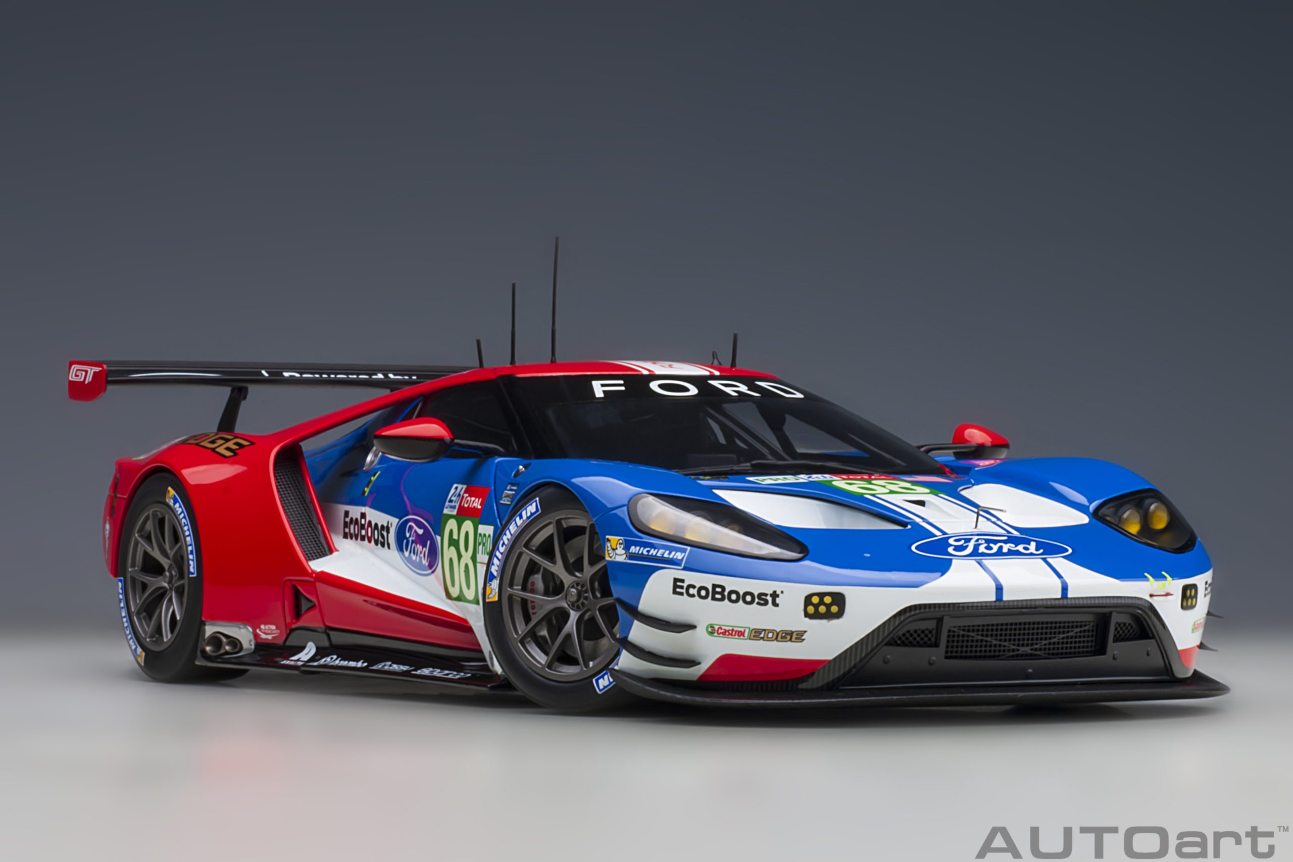 AUTOart Ford GT LM 2019 Hand/Müller/Bourdais #68 1:18 - Image 14