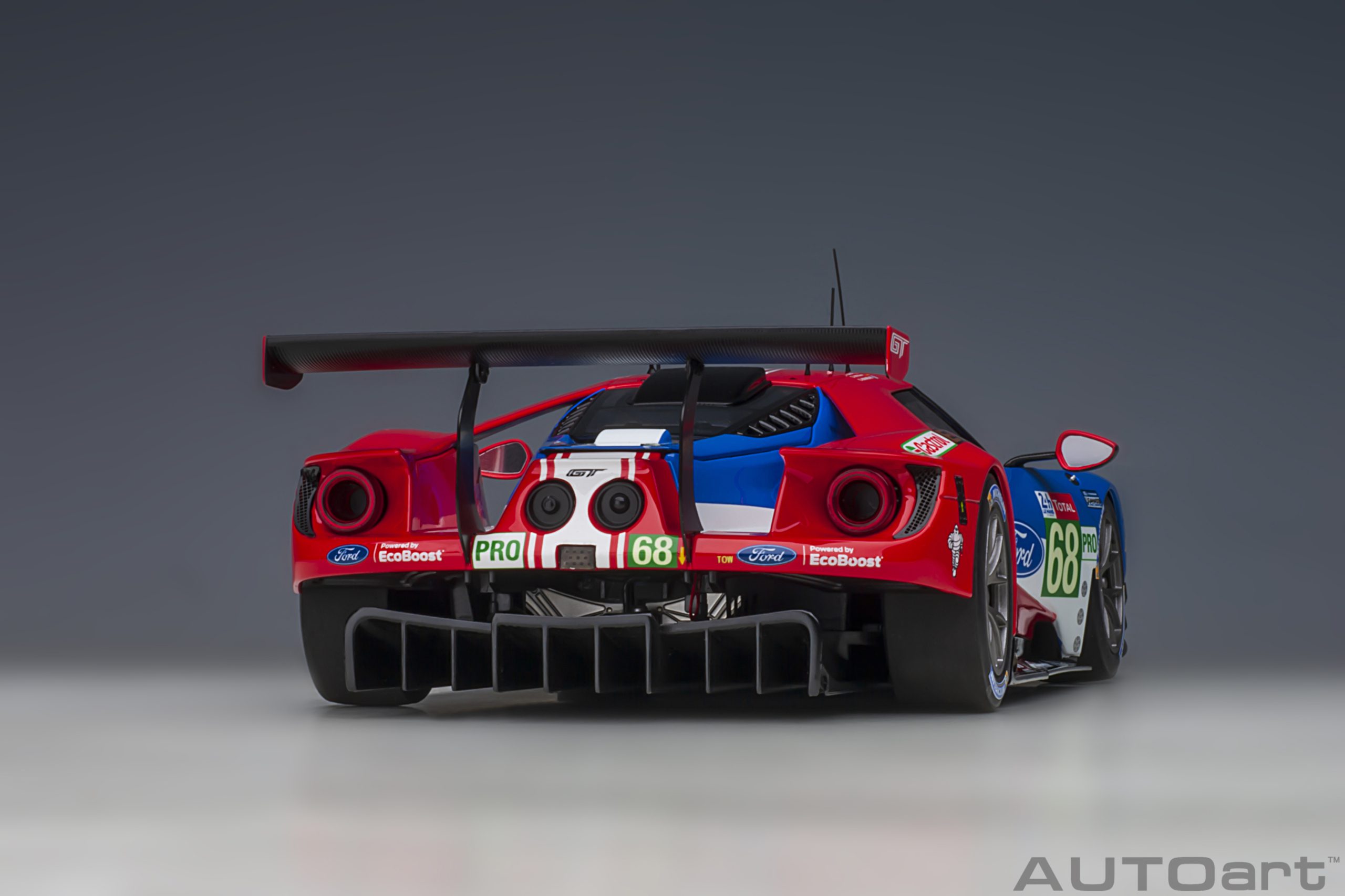 AUTOart Ford GT LM 2019 Hand/Müller/Bourdais #68 1:18 - Image 17