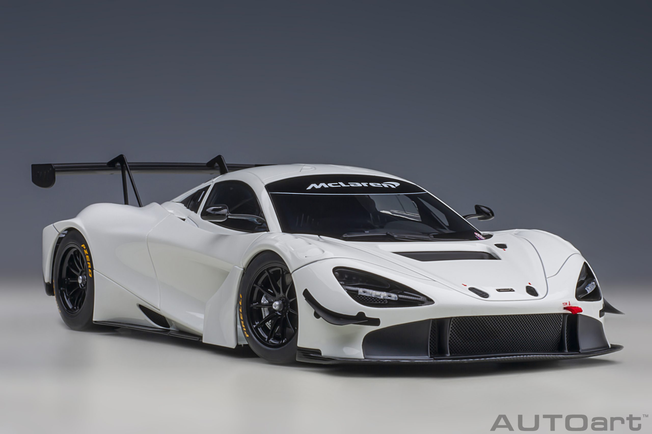 AUTOart McLaren 720S GT3 2019 1:18 - Gloss White - Immagine 10